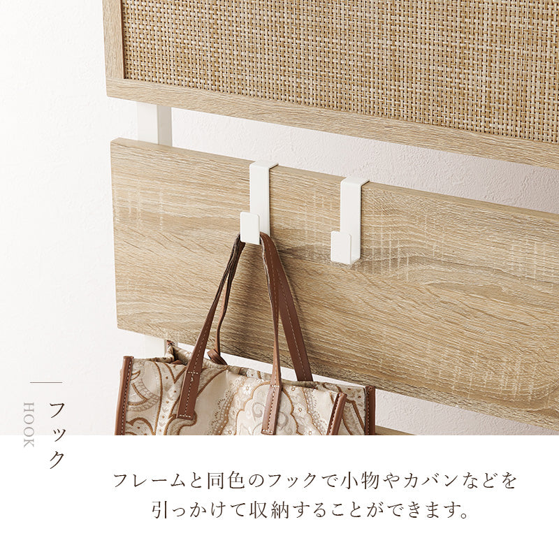 突っ張りウォールラック ラック 収納家具 本棚 おしゃれ ナチュラル ラタン ボード アクセント