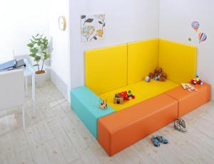 【新商品】法人様必見。子供に安全安心のコーナー型キッズプレイマット Pop Kids ポップキッズ 8点セット フロアマット2枚+スツール3枚+壁面マット3枚 215×125 送料無料