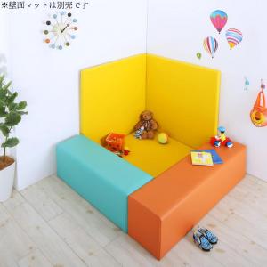 【新商品】法人様必見。子供に安全安心のコーナー型キッズプレイマット Pop Kids ポップキッズ 5点セット フロアマット2枚+スツール3枚 150×150 送料無料