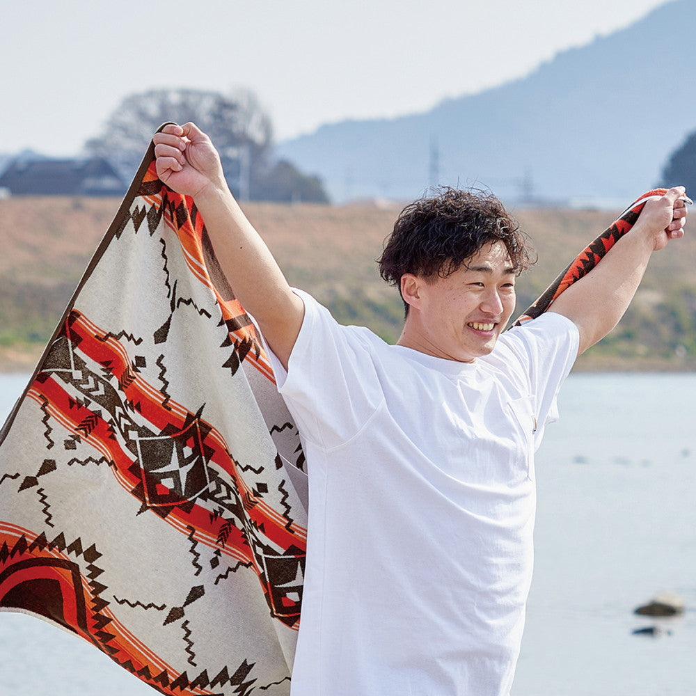 【新商品】ヘビーウェイトの育てるタオルブランケット ネイティブ柄 100×178cm 送料無料