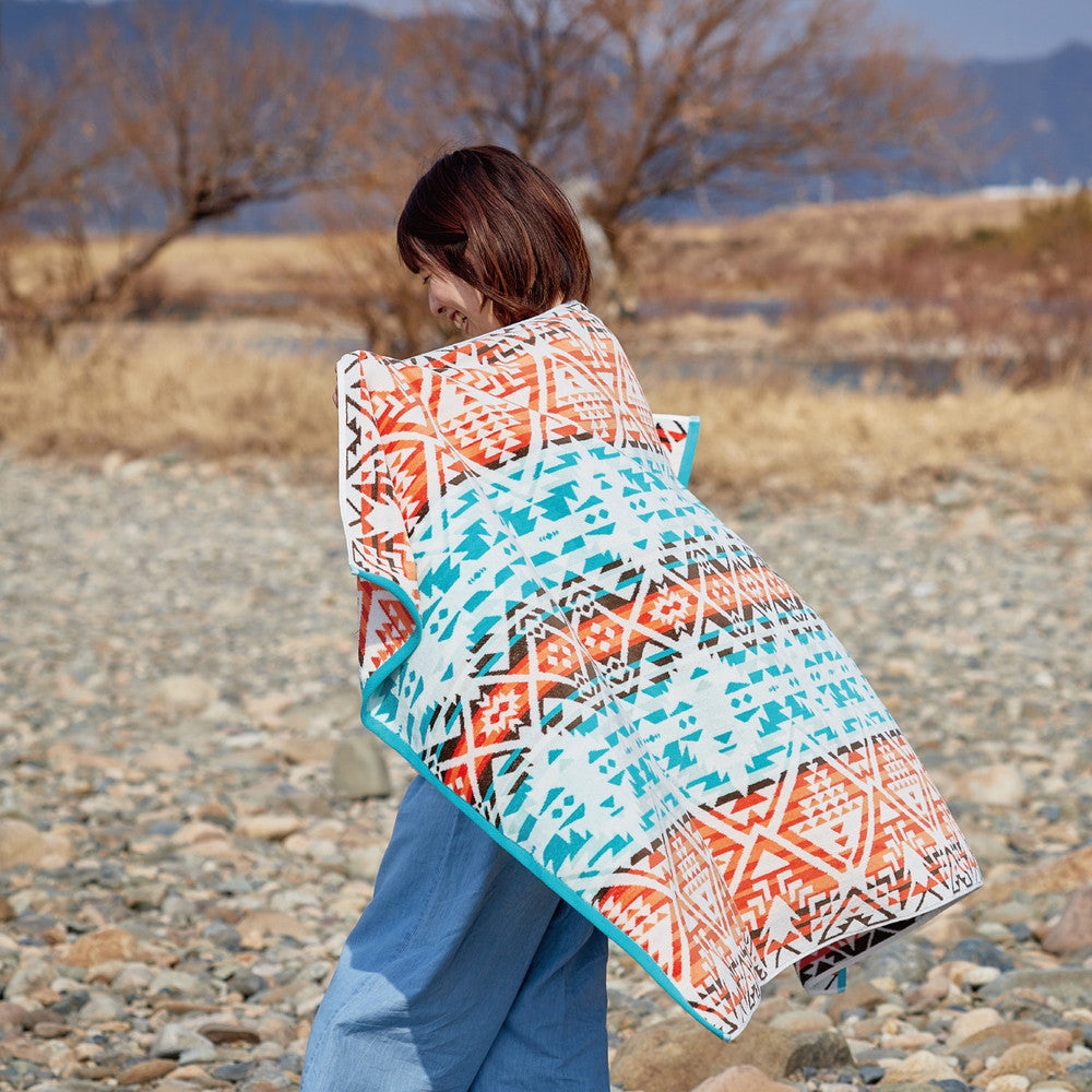 【新商品】ヘビーウェイトの育てるタオルブランケット ネイティブ柄 100×178cm 送料無料