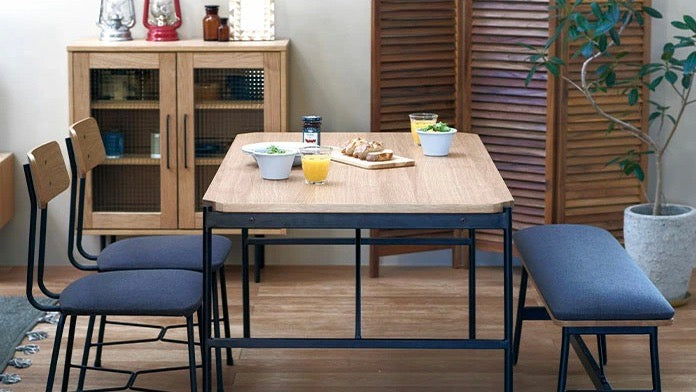 ダイニングテーブル135サイズ W1350×D750×H700mm