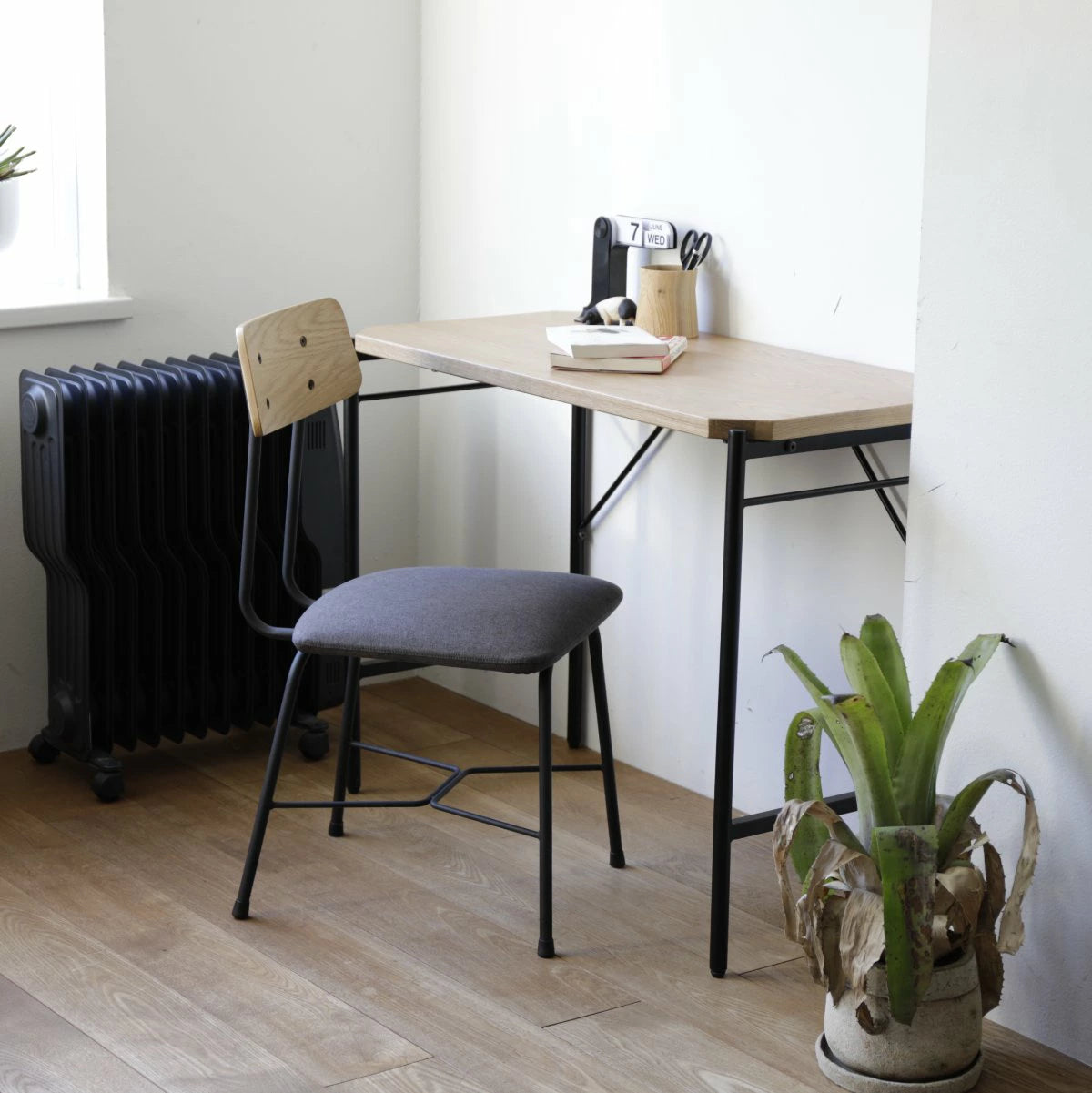 チェア W400×D465×H780(SH420)mm