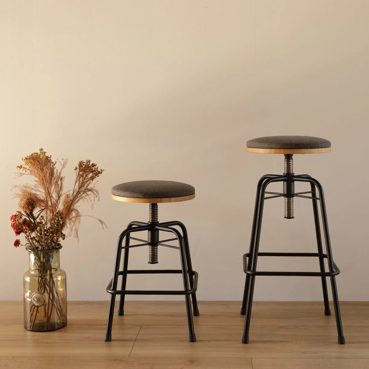 スツールLow W400×D400×H430~550mm