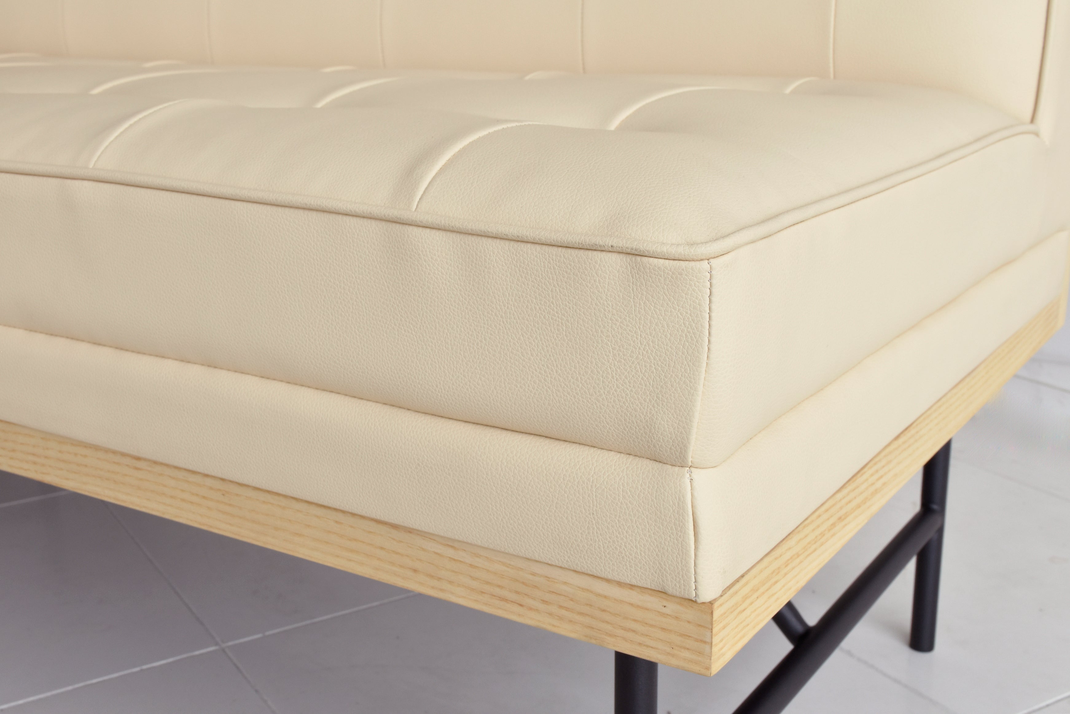 カウチソファ 幅1360mm×奥行610mm×高さ740mm×座面高445mm - 【公式】allecore(アレコレ) 家具インテリア・生活雑貨のオンライン通販