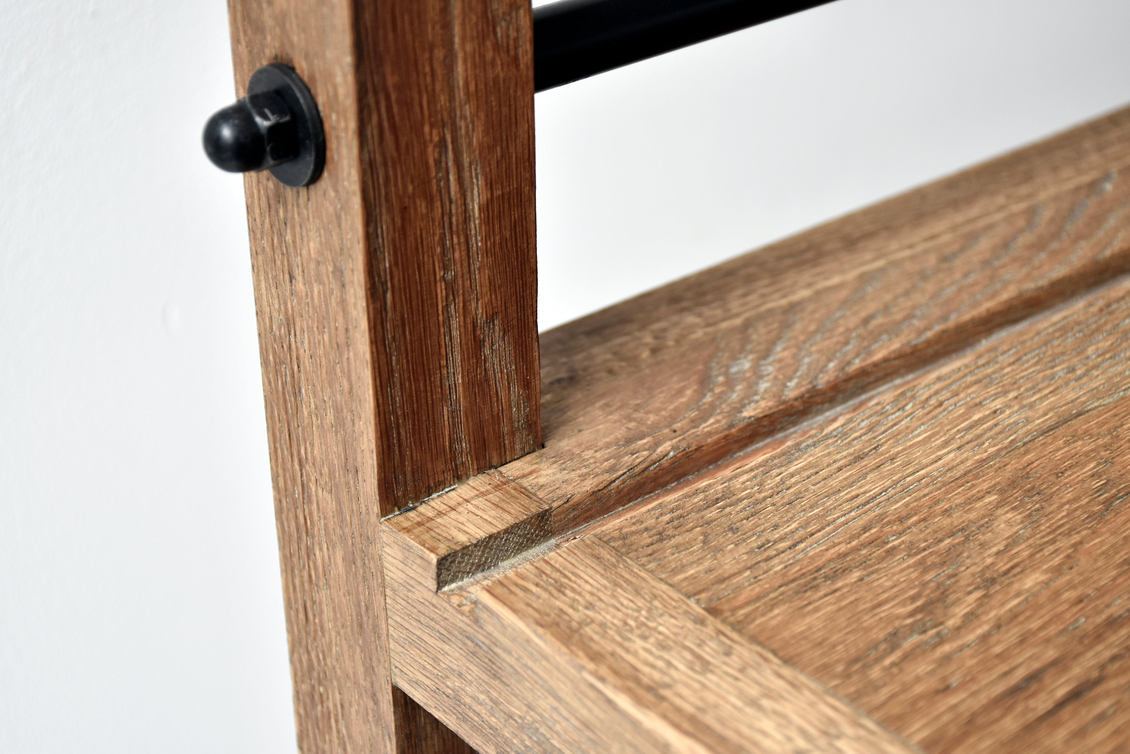 デスク 幅850mm×奥行400mm×高さ885mm