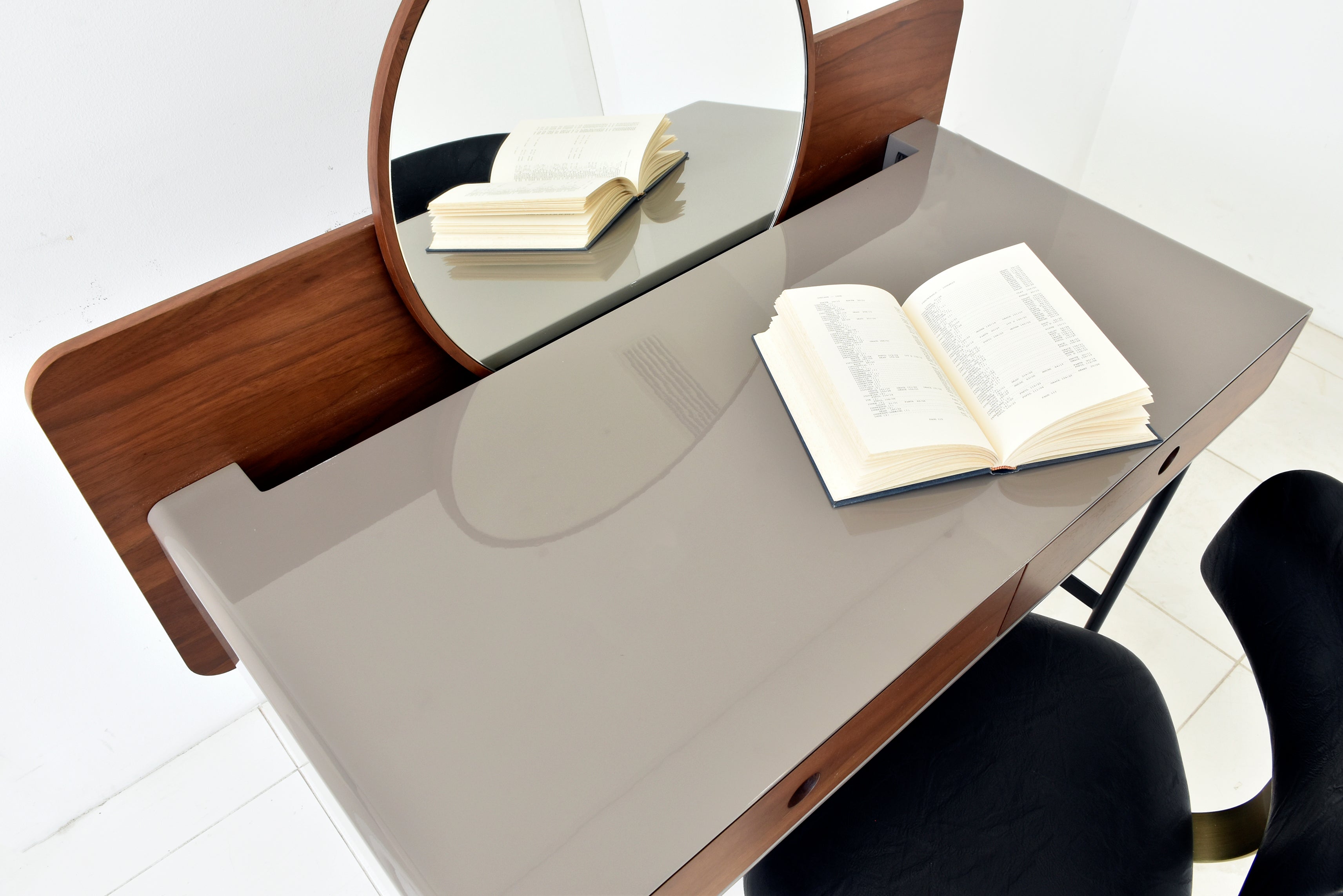 ドレッシングテーブル 幅1060mm×奥行515mm×高さ923mm - 【公式】allecore(アレコレ) 家具インテリア・生活雑貨のオンライン通販