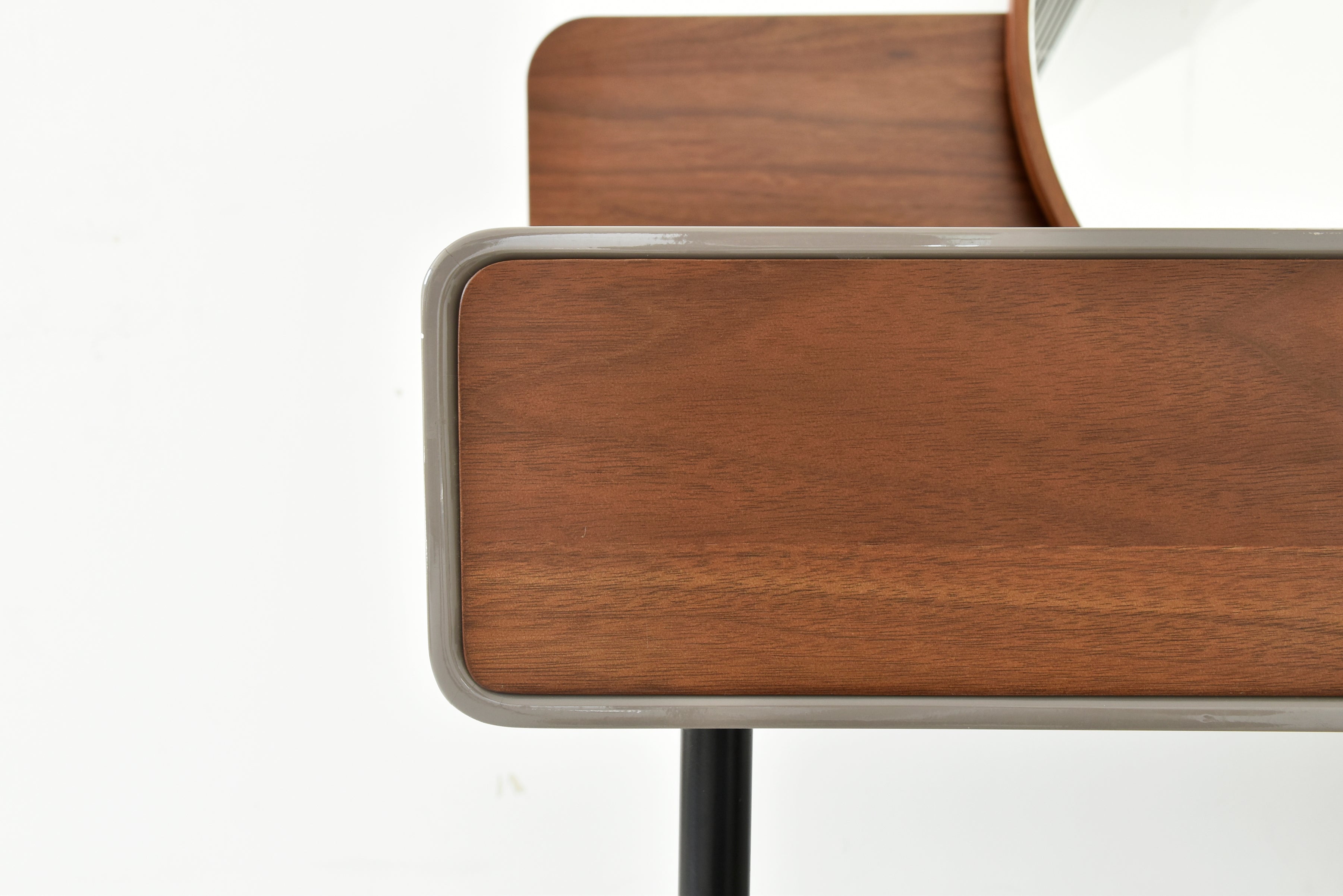 ドレッシングテーブル 幅1060mm×奥行515mm×高さ923mm - 【公式】allecore(アレコレ) 家具インテリア・生活雑貨のオンライン通販