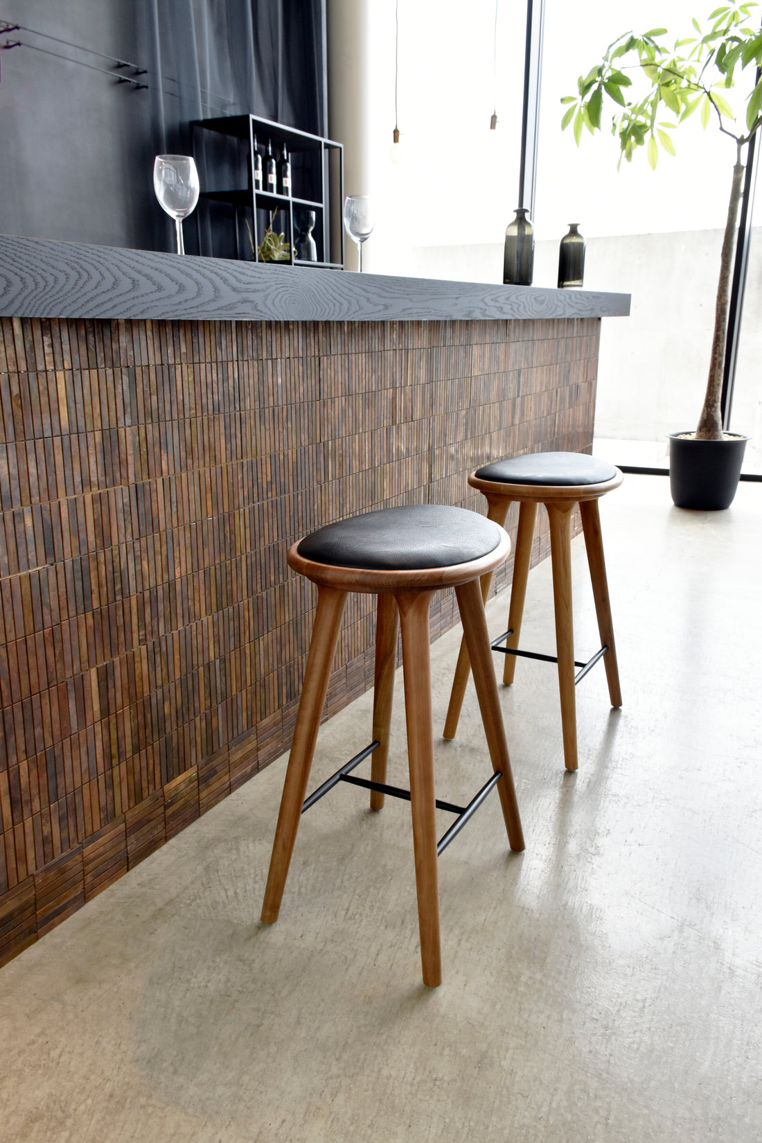 ハイスツール 幅460mm×奥行350mm×高さ666mm