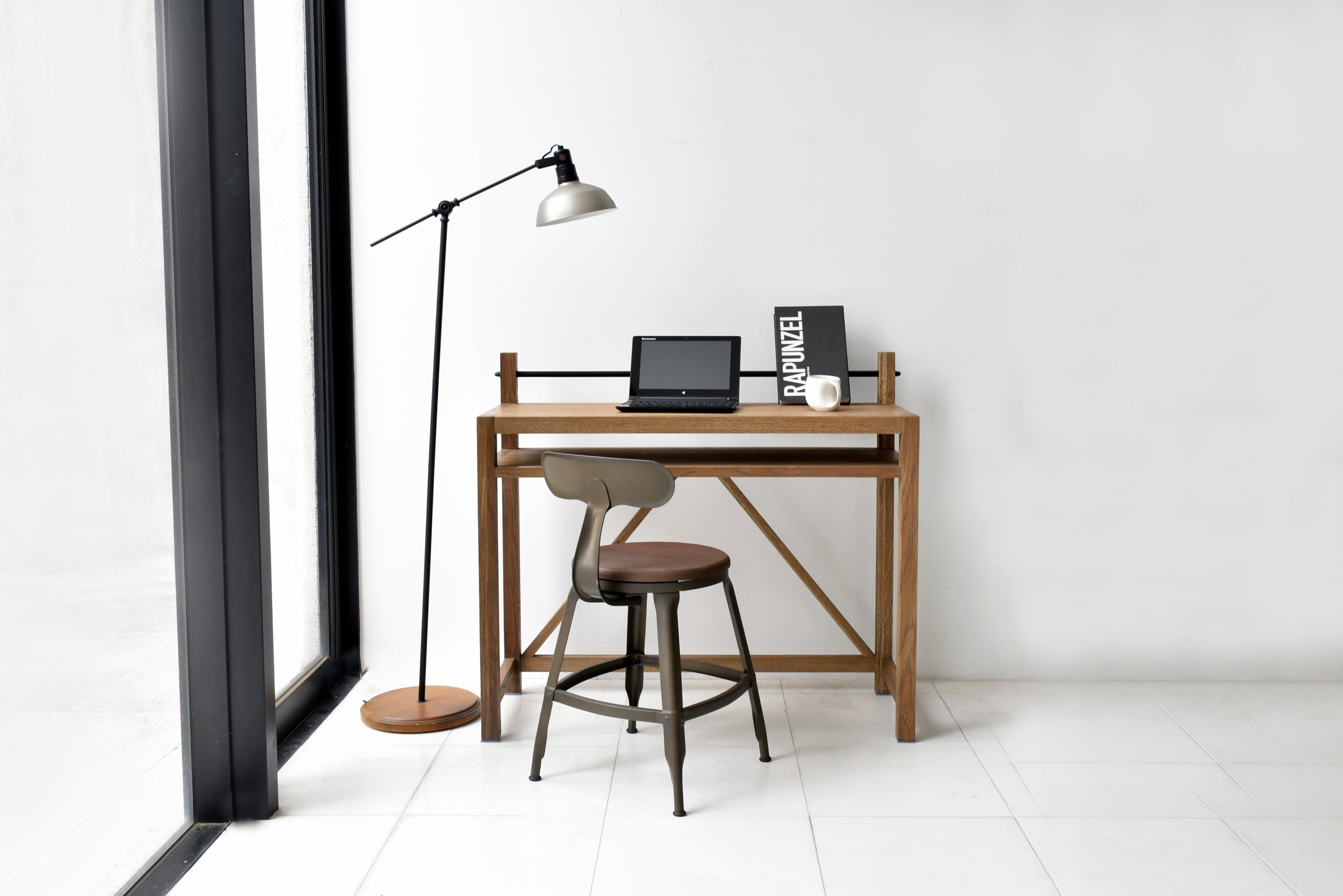 デスク 幅1000mm×奥行400mm×高さ885mm