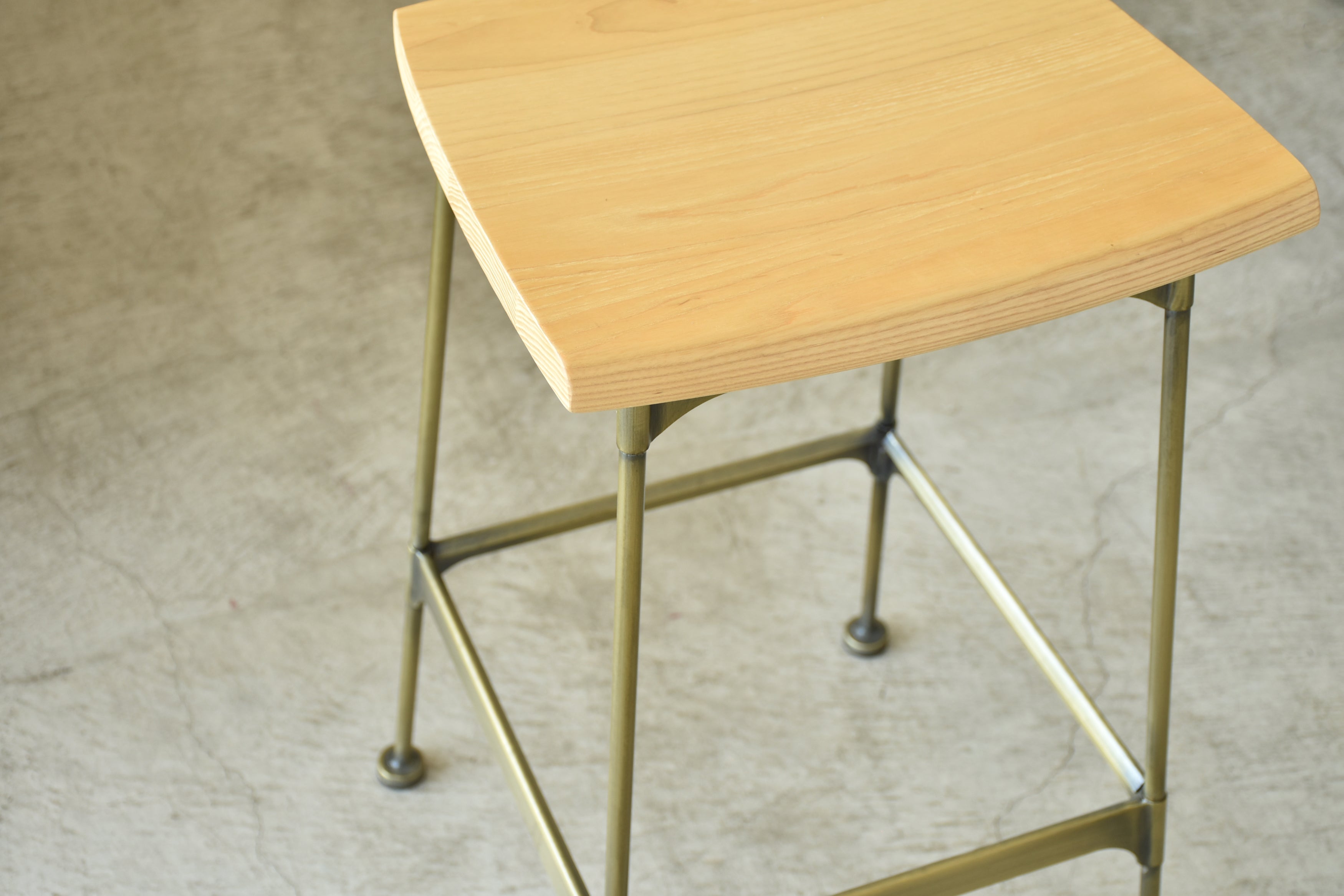 カウンターチェア 完成品 幅425mm×奥行470mm×高さ1040mm×座面高750mm - 【公式】allecore(アレコレ) 家具インテリア・生活雑貨のオンライン通販