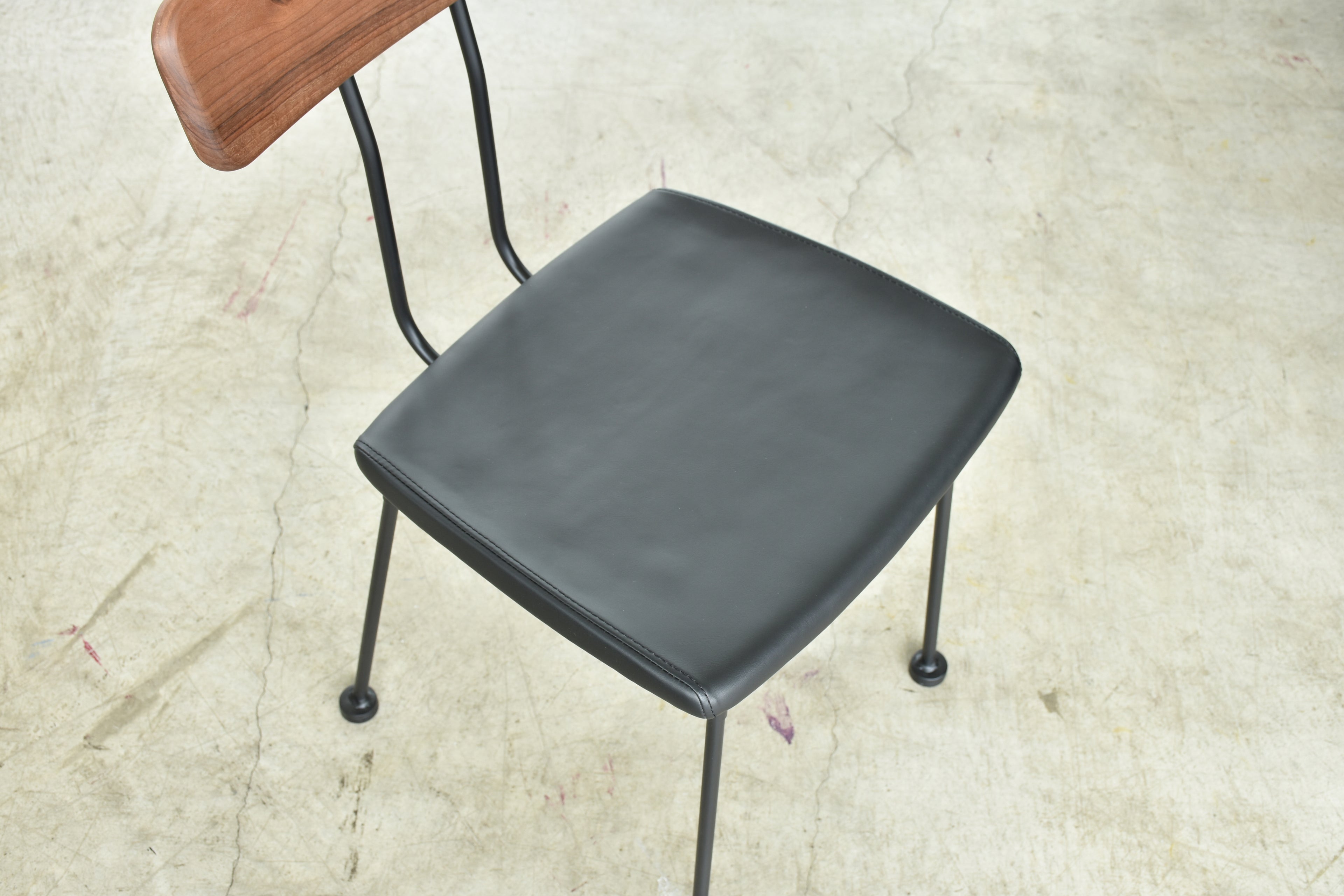 ダイニングチェア 完成品 幅415mm×奥行485mm×高さ780mm×座面高450mm - 【公式】allecore(アレコレ) 家具インテリア・生活雑貨のオンライン通販