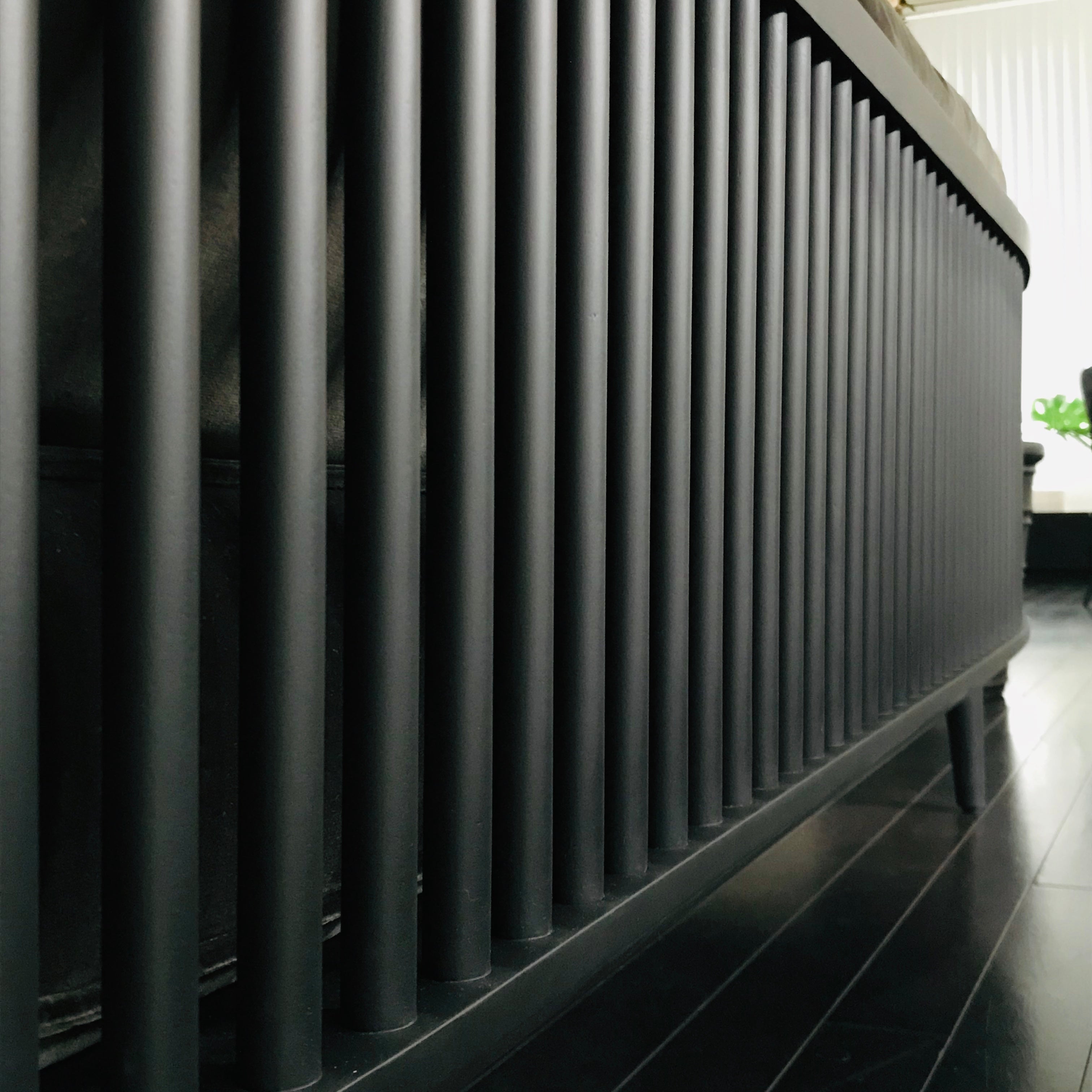 ソファ 3人掛け 完成品 幅2000mm×奥行840mm×高さ800mm・床から座面380mm