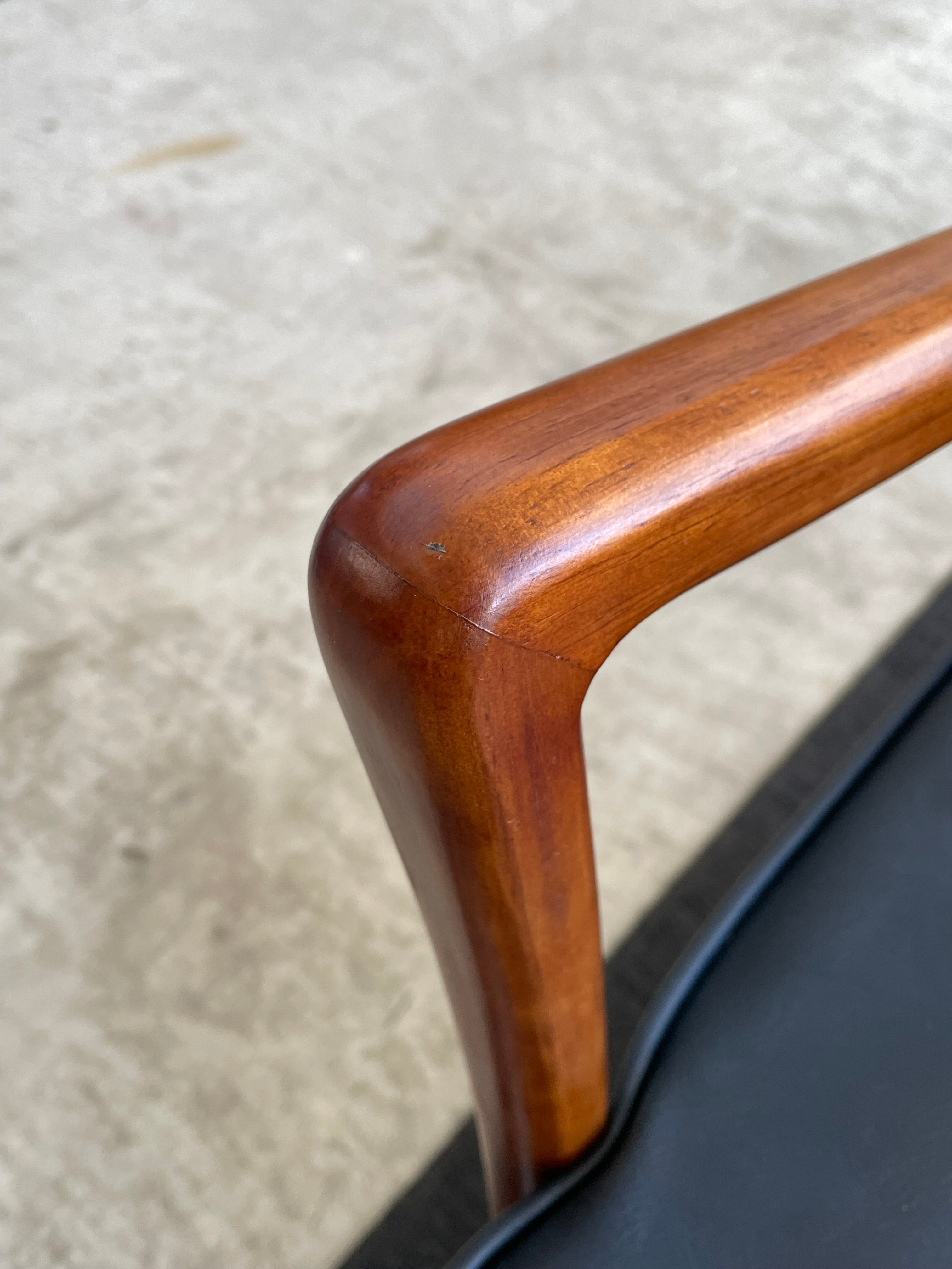 ヴィンテージ調レザーチェア 幅670mm×奥行750mm×高さ785mm×座面高455mm - 【公式】allecore(アレコレ) 家具インテリア・生活雑貨のオンライン通販