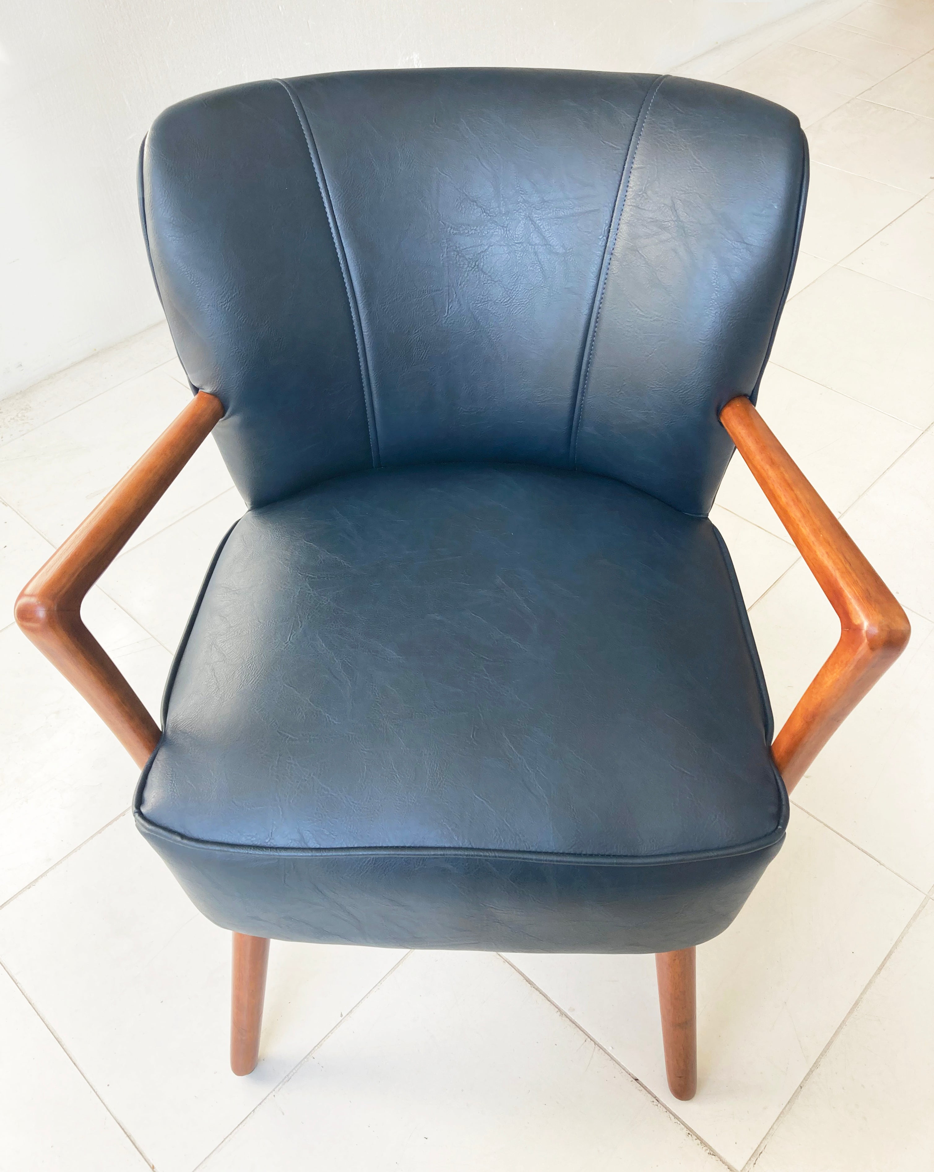 ヴィンテージ調レザーチェア 幅670mm×奥行750mm×高さ785mm×座面高455mm - 【公式】allecore(アレコレ) 家具インテリア・生活雑貨のオンライン通販