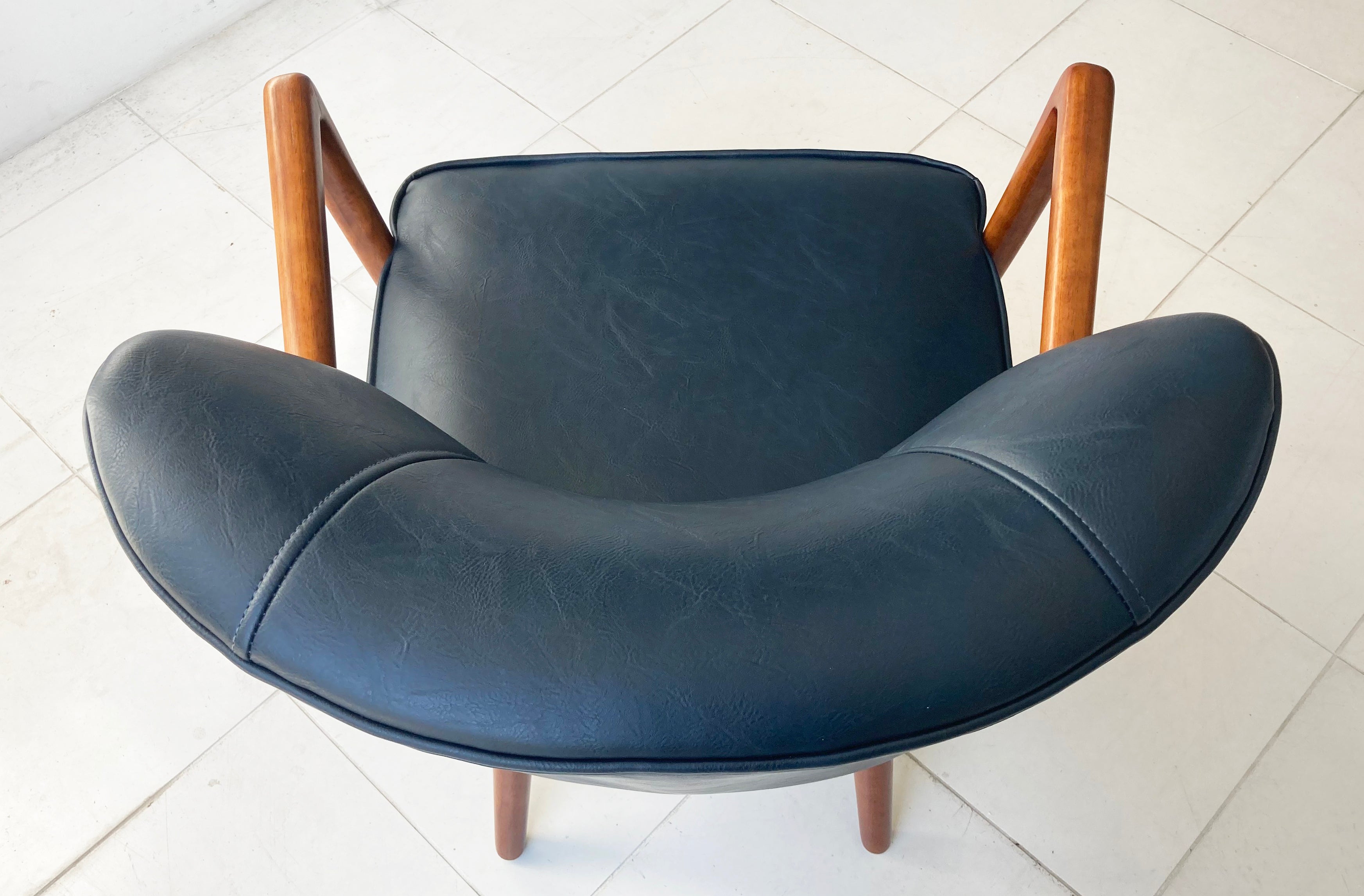 ヴィンテージ調レザーチェア 幅670mm×奥行750mm×高さ785mm×座面高455mm - 【公式】allecore(アレコレ) 家具インテリア・生活雑貨のオンライン通販