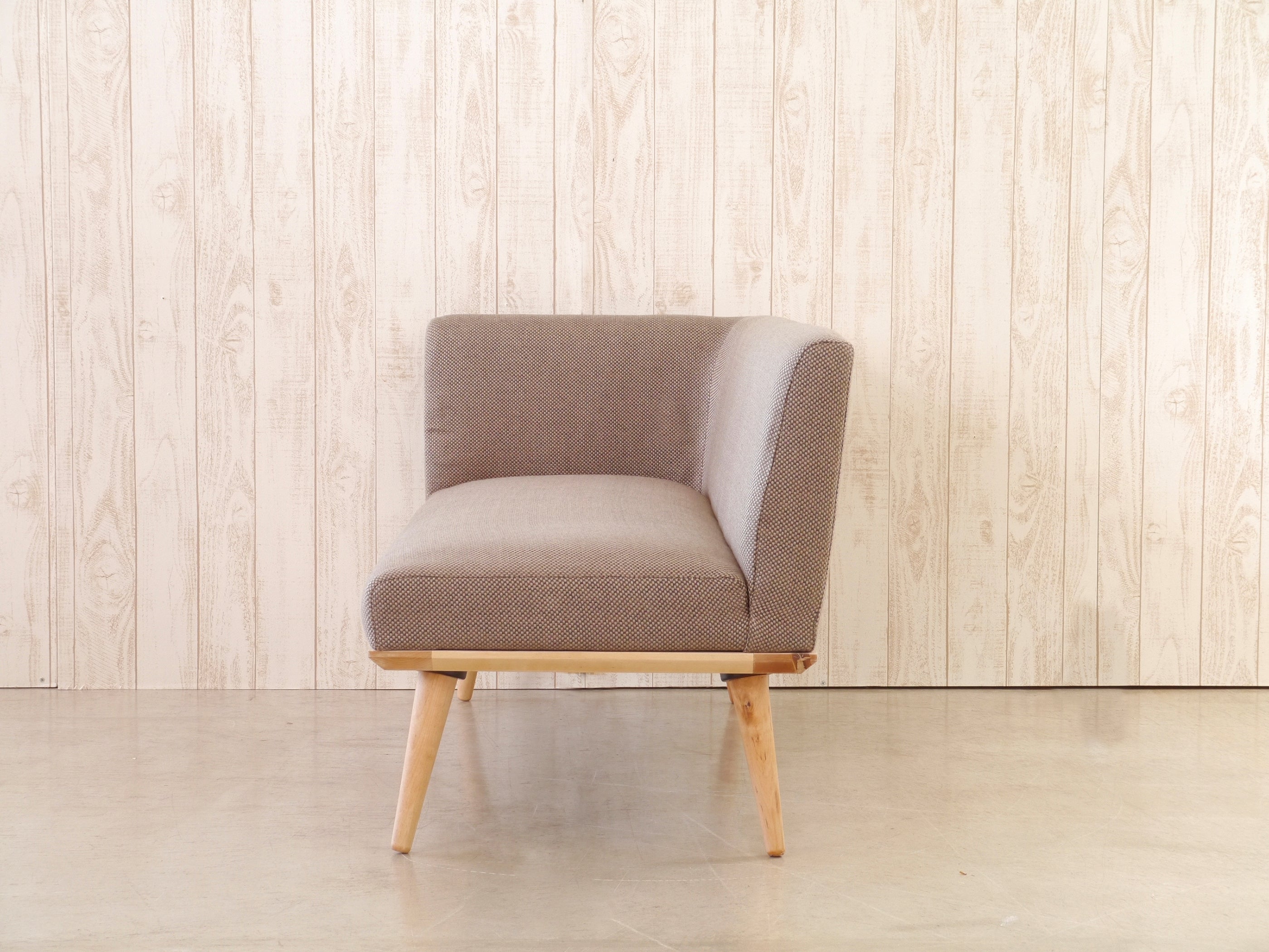 ソファ Rタイプ 幅1420mm×奥行610mm×高さ660mm×座面高40mm