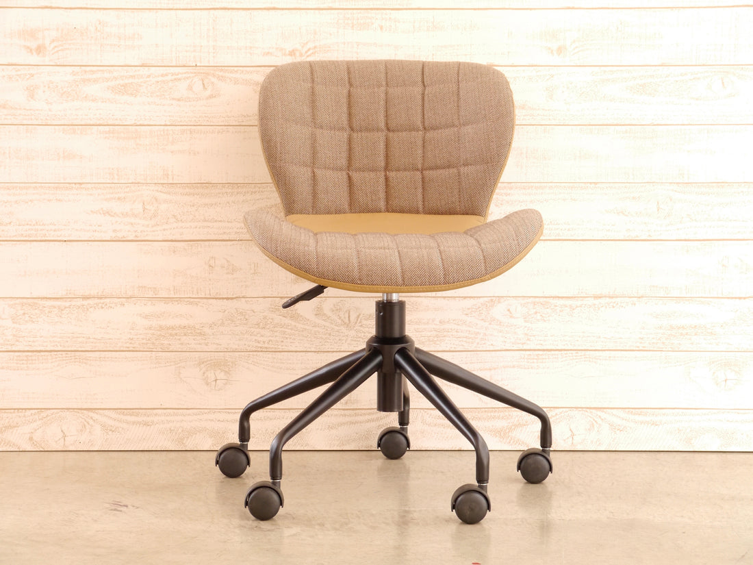 オフィスチェア 椅子 幅570mm×奥行570mm×高さ710~790mm