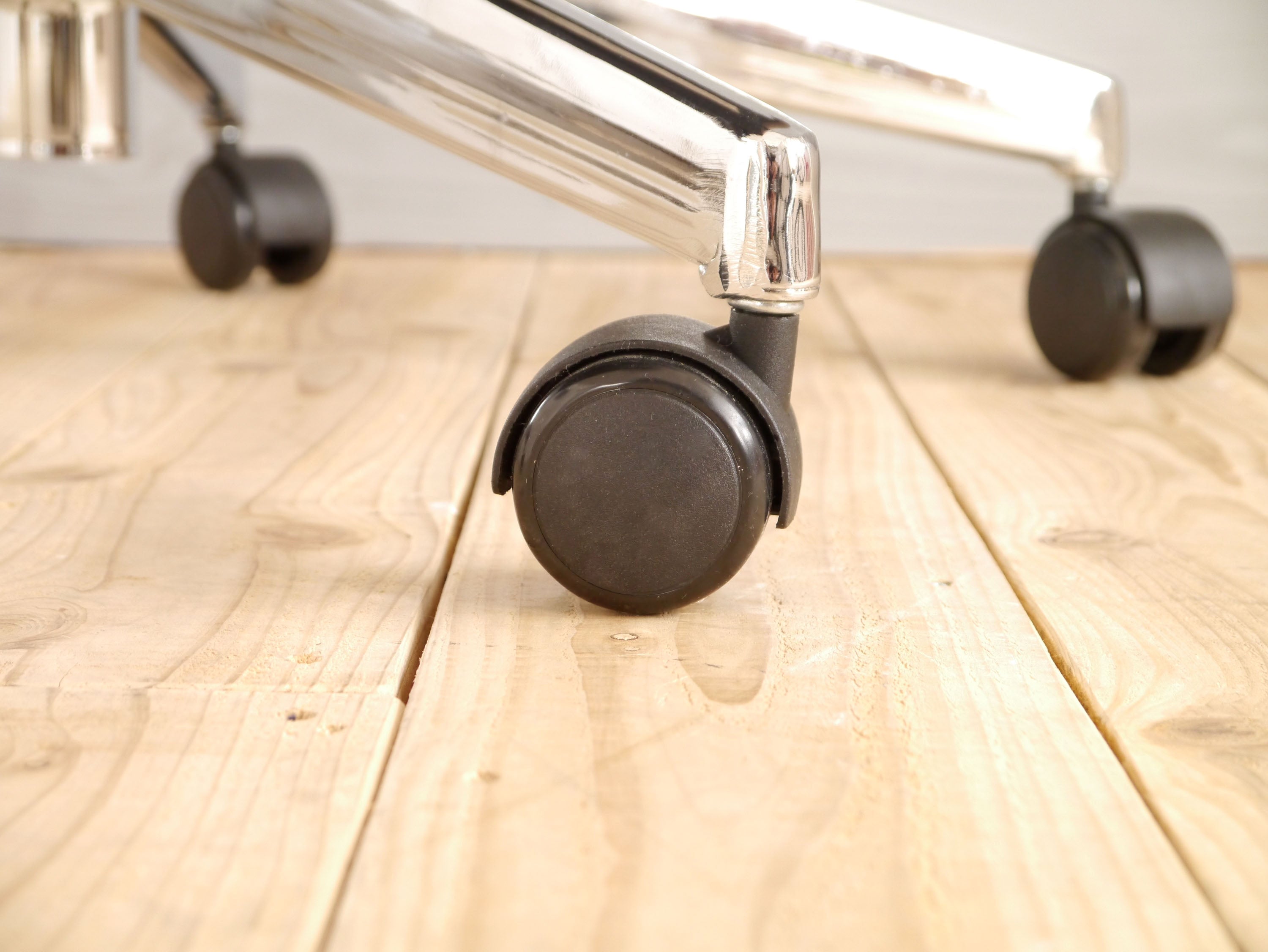 オフィスチェア 幅670mm×奥行670mm×高さ1040~1120mm×座面高390~470mm - 【公式】allecore(アレコレ) 家具インテリア・生活雑貨のオンライン通販