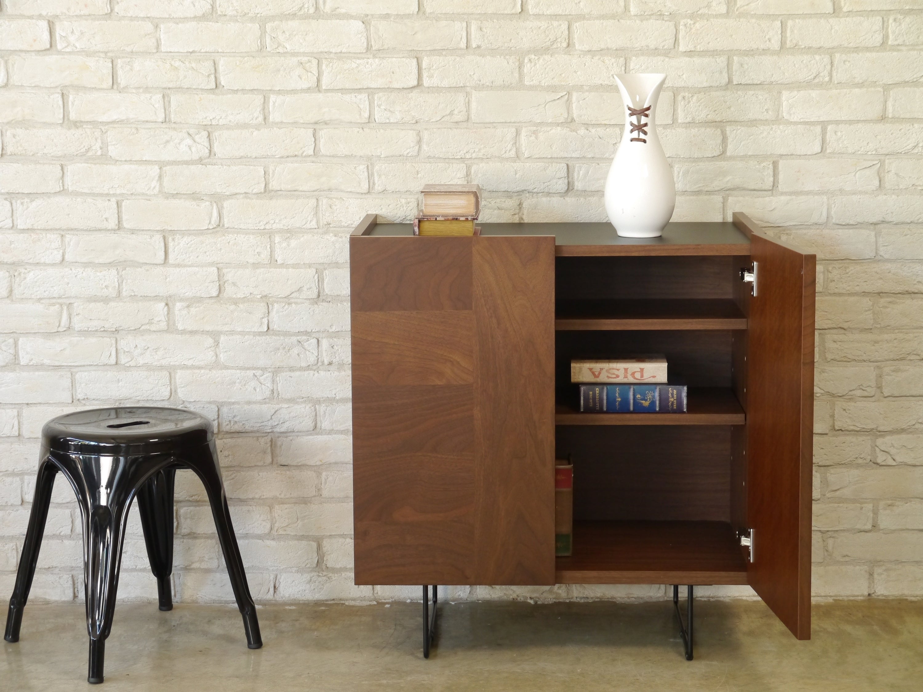 サイドボード スチール脚 3段 日本製 完成品 幅750mm×奥行445mm×高さ800mm