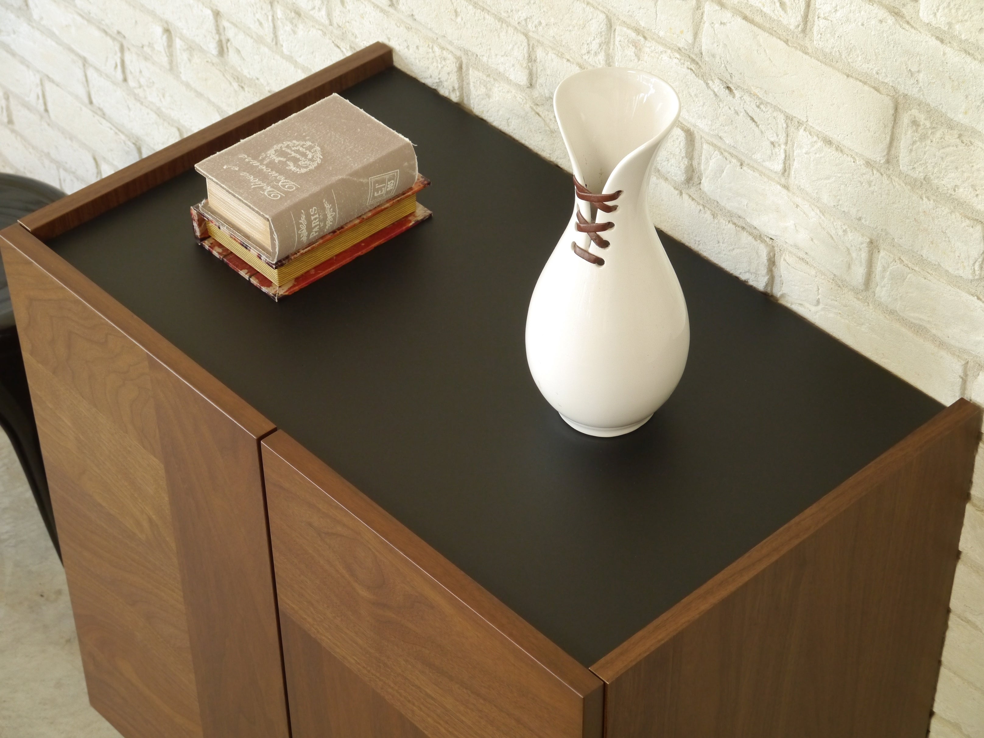 サイドボード スチール脚 3段 日本製 完成品 幅750mm×奥行445mm×高さ800mm