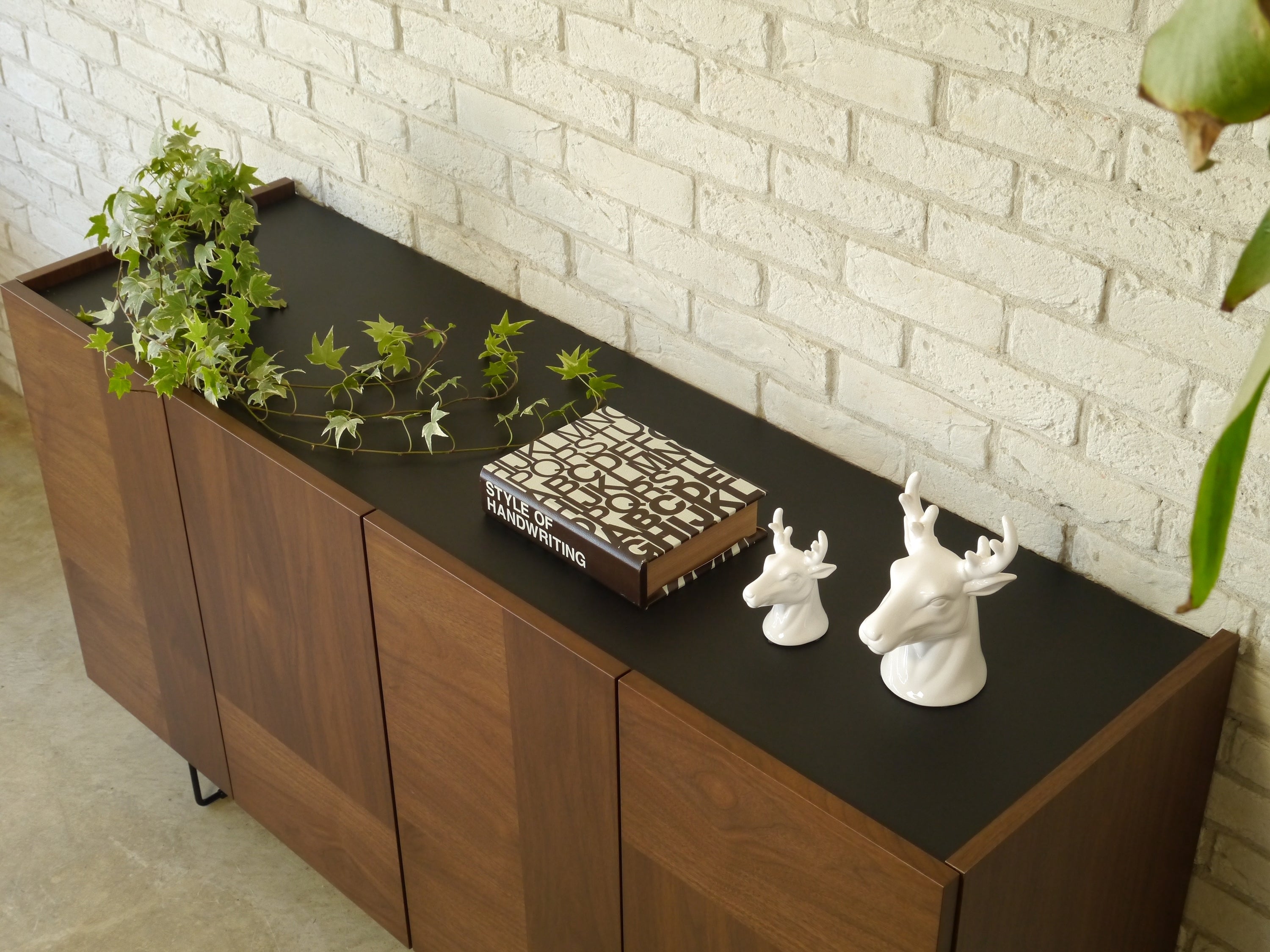 サイドボード ウォールナット 幅1500mm×奥行445mm×高さ800mm