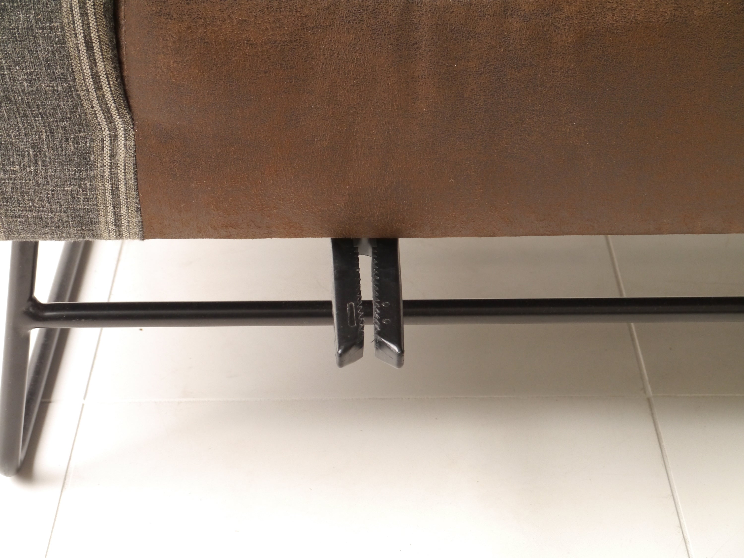 カウチソファ 幅1400mm×奥行640mm×高さ700mm×座面高410mm - 【公式】allecore(アレコレ) 家具インテリア・生活雑貨のオンライン通販