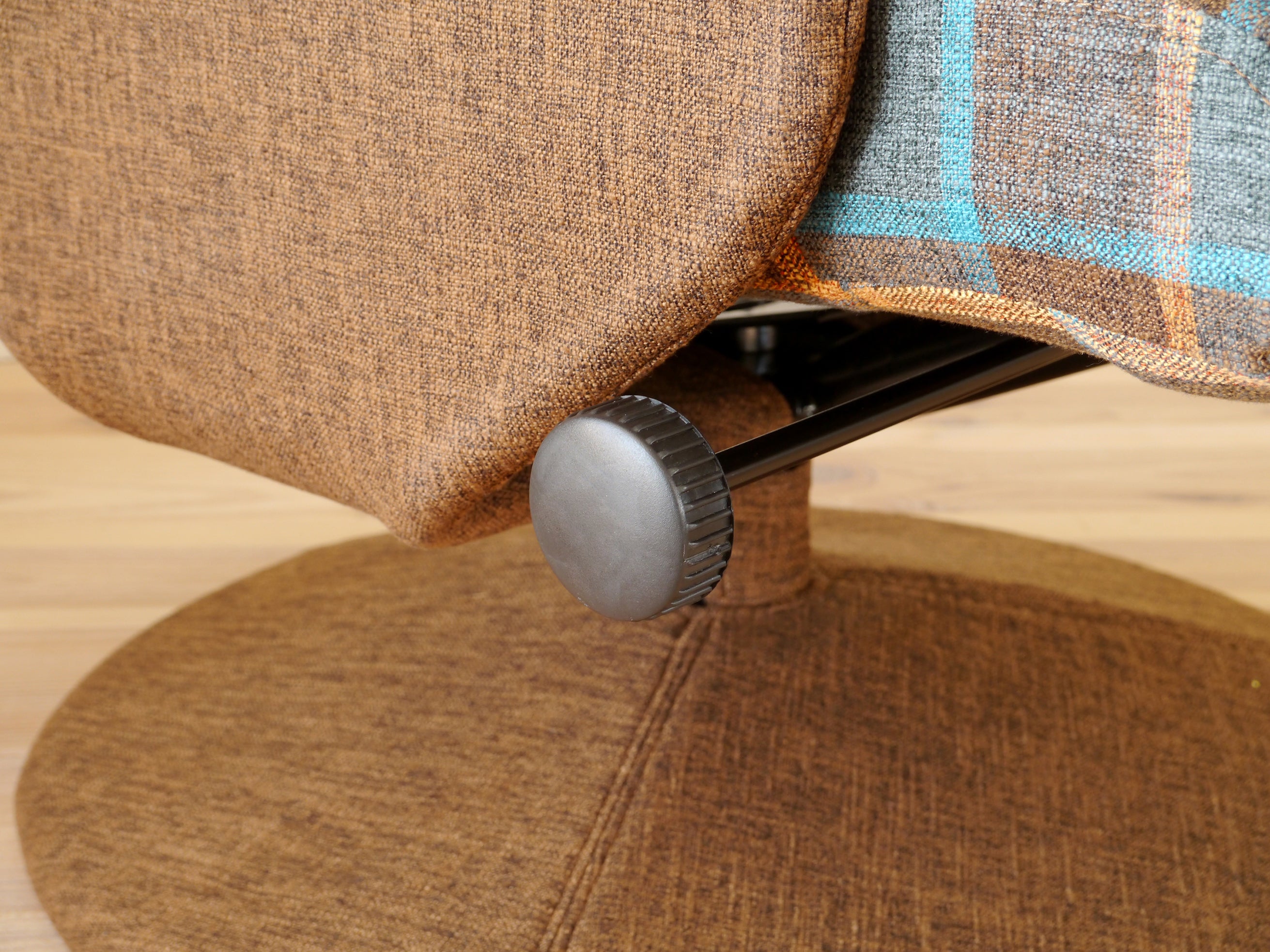 リクライニングチェア 幅700mm×奥行810~1120mm×高さ940~840mm - 【公式】allecore(アレコレ) 家具インテリア・生活雑貨のオンライン通販