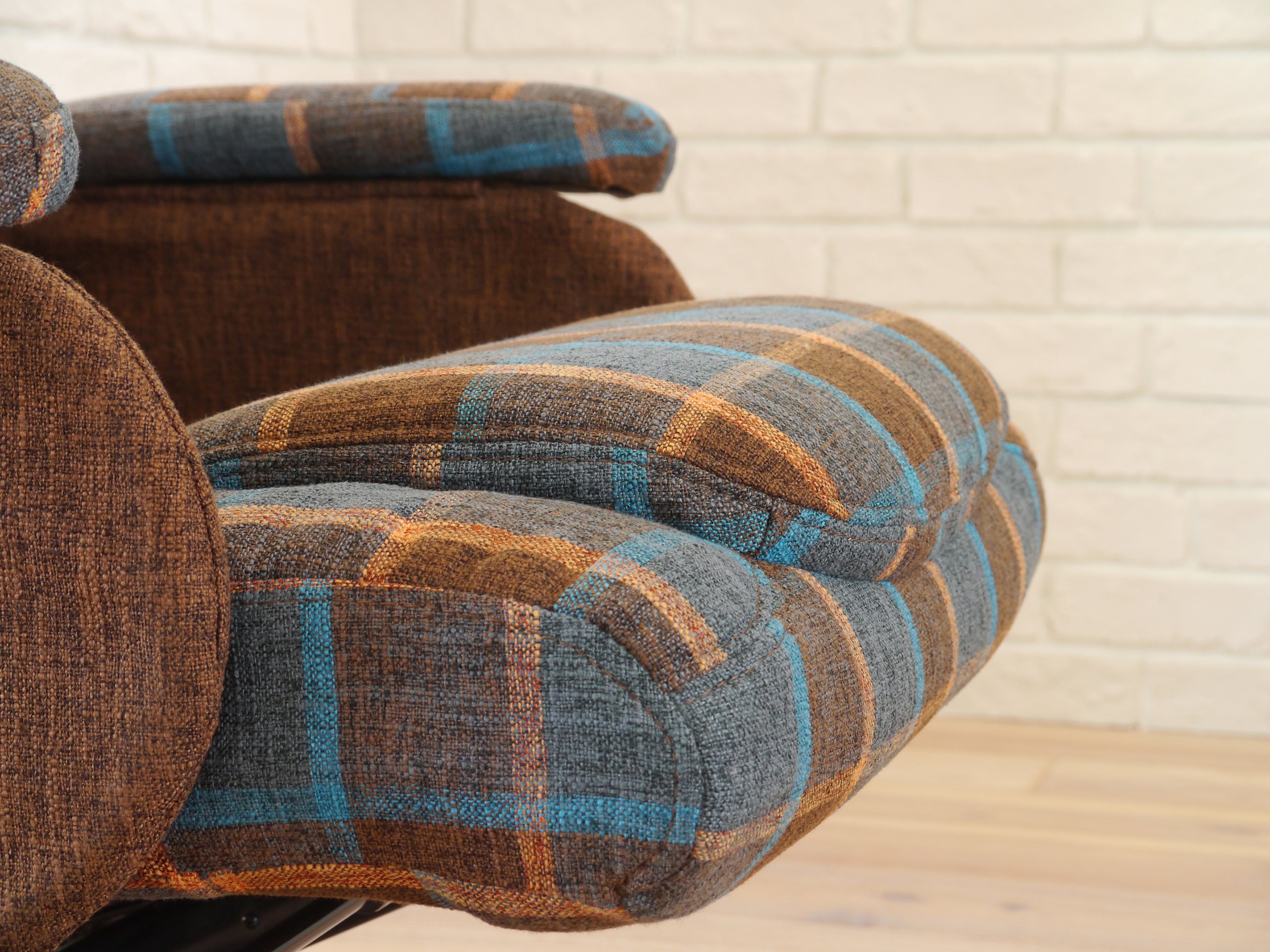 リクライニングチェア 幅700mm×奥行810~1120mm×高さ940~840mm - 【公式】allecore(アレコレ) 家具インテリア・生活雑貨のオンライン通販