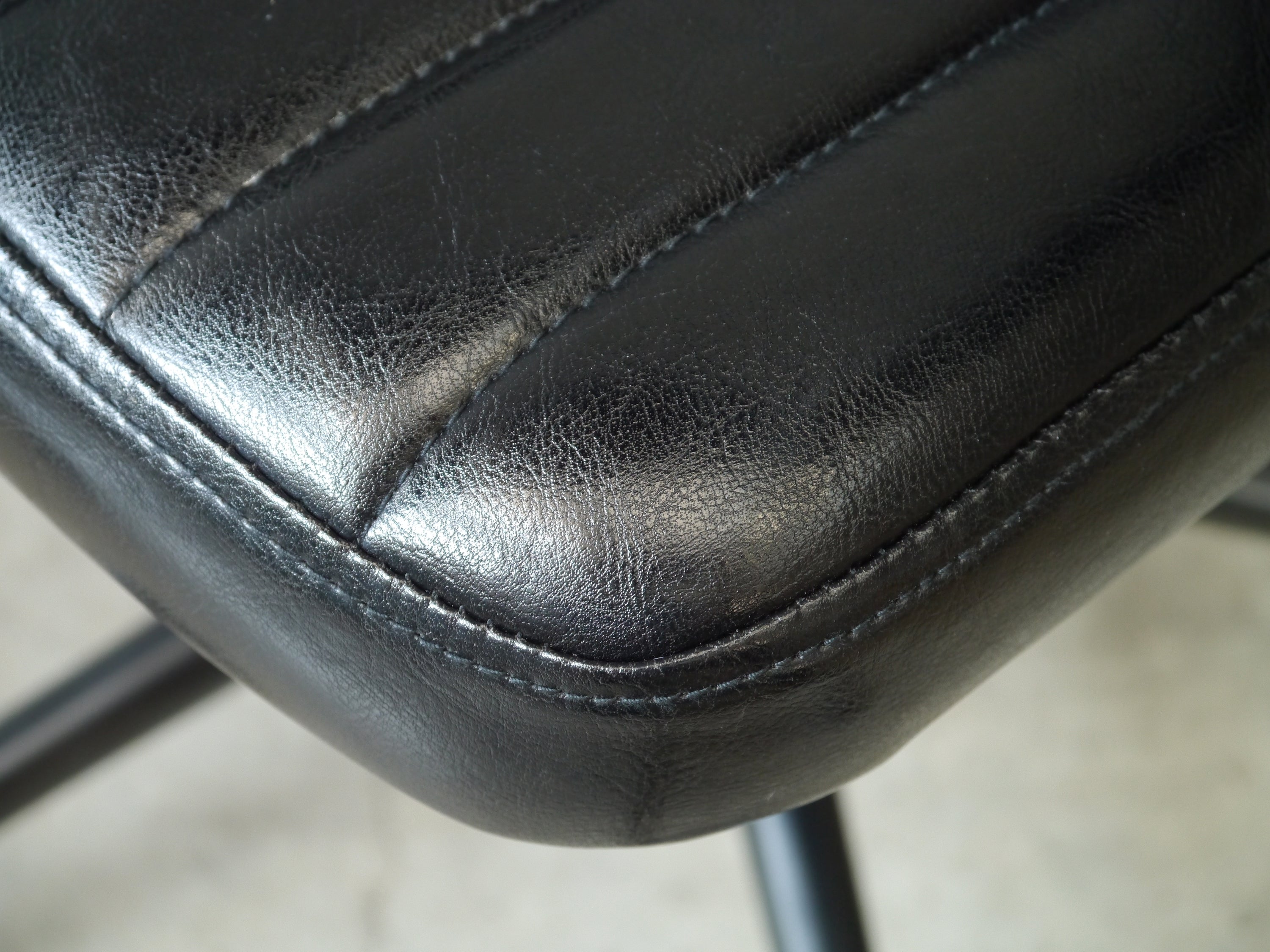 オフィスチェア 幅560mm× 奥行610mm×高さ760~860mm×座面高450~550mm - 【公式】allecore(アレコレ) 家具インテリア・生活雑貨のオンライン通販