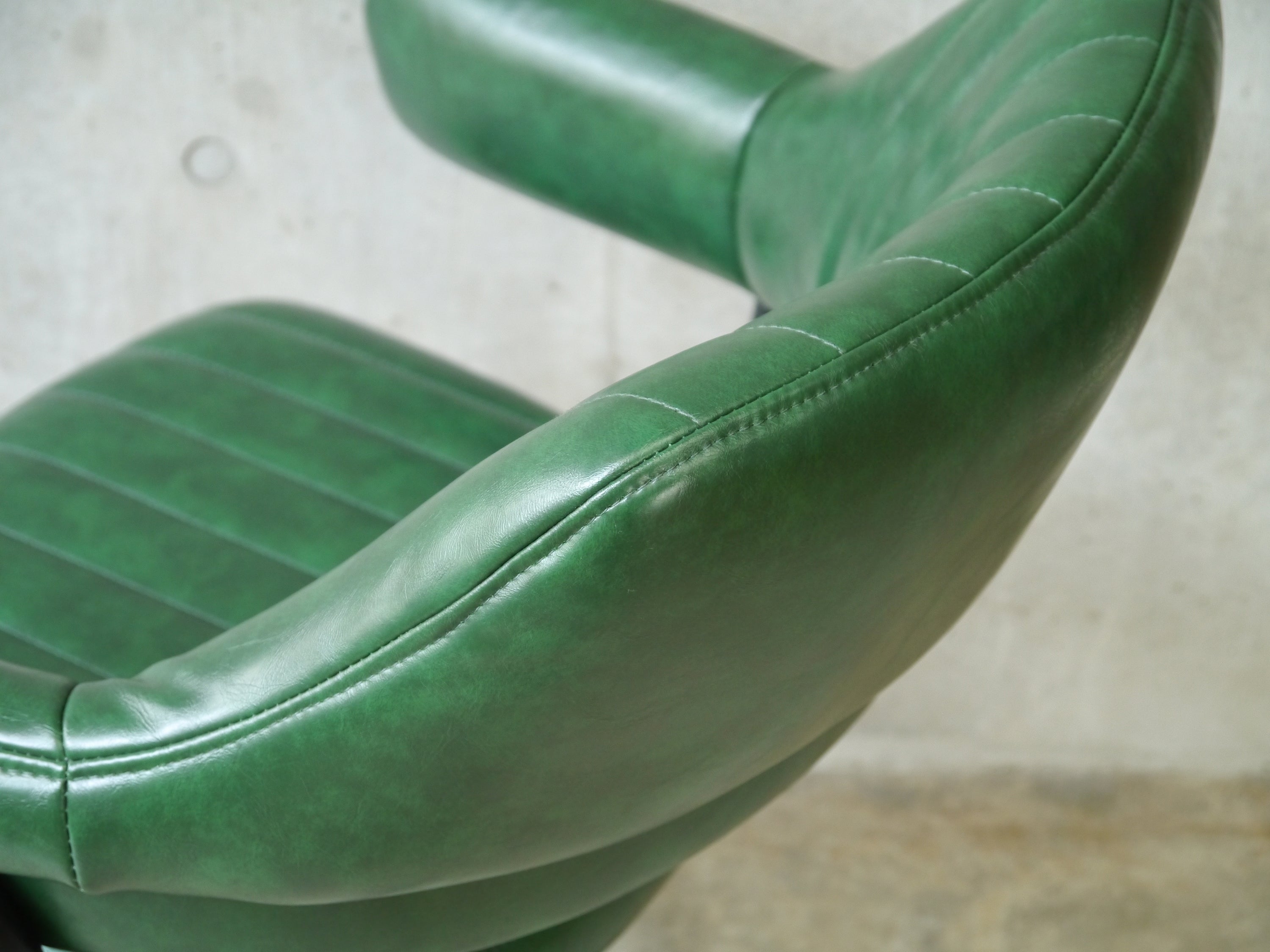 ハイチェア 幅590mm×奥行610mm×高さ900~1120mm×座面高620~840mm - 【公式】allecore(アレコレ) 家具インテリア・生活雑貨のオンライン通販