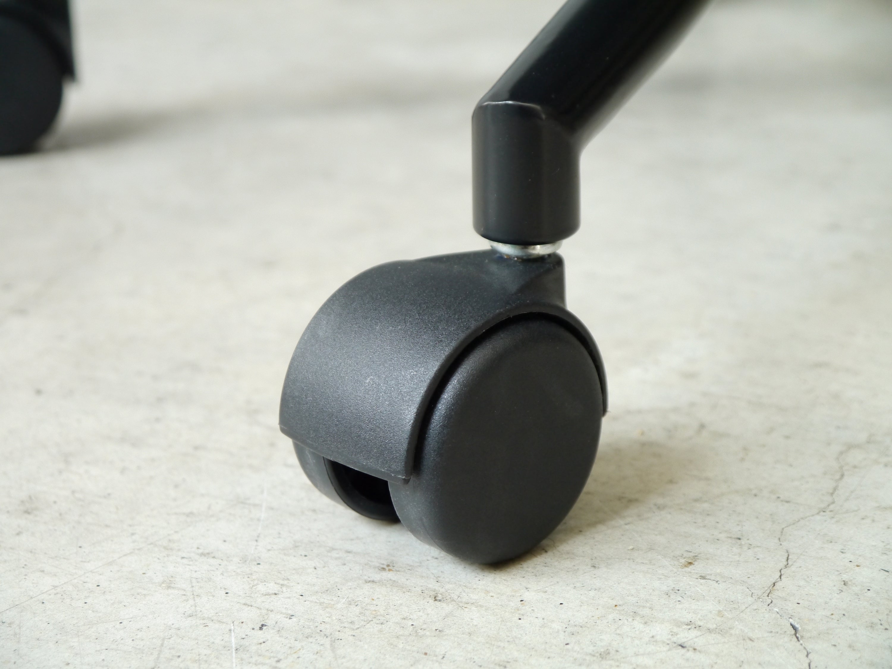 オフィスチェア 幅560mm× 奥行610mm×高さ760~860mm×座面高450~550mm - 【公式】allecore(アレコレ) 家具インテリア・生活雑貨のオンライン通販