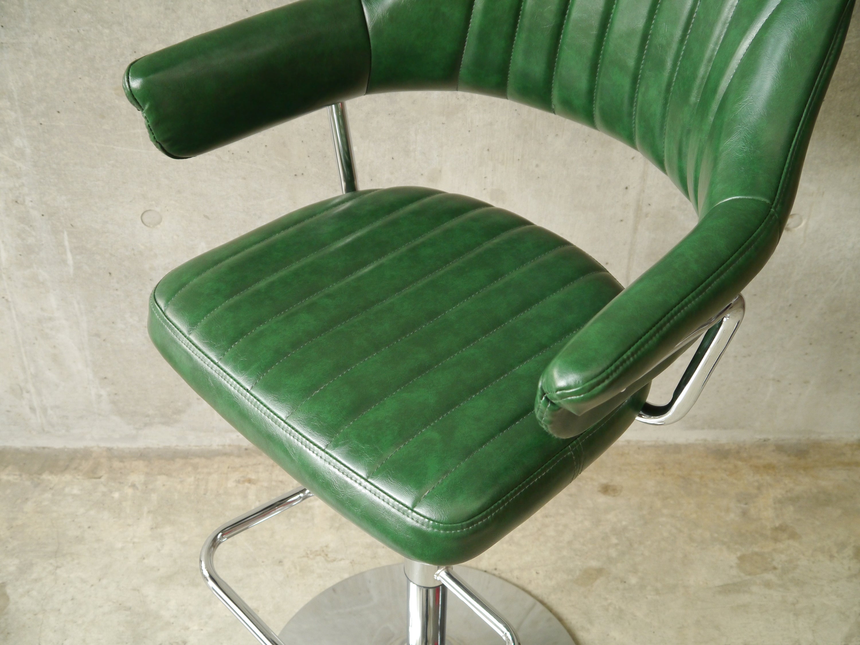 ハイチェア 幅590mm×奥行610mm×高さ900~1120mm×座面高620~840mm - 【公式】allecore(アレコレ) 家具インテリア・生活雑貨のオンライン通販