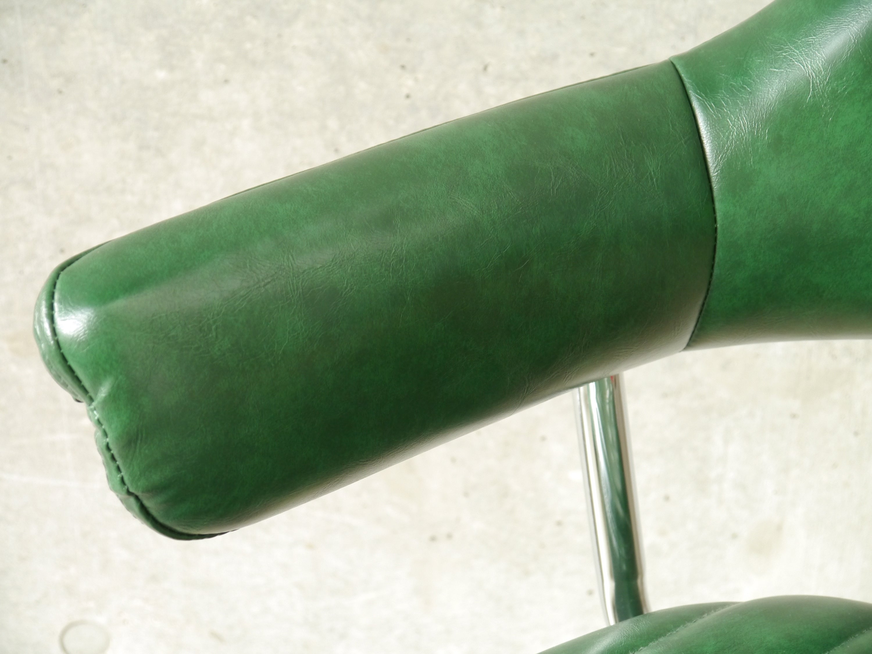 ハイチェア 幅590mm×奥行610mm×高さ900~1120mm×座面高620~840mm - 【公式】allecore(アレコレ) 家具インテリア・生活雑貨のオンライン通販