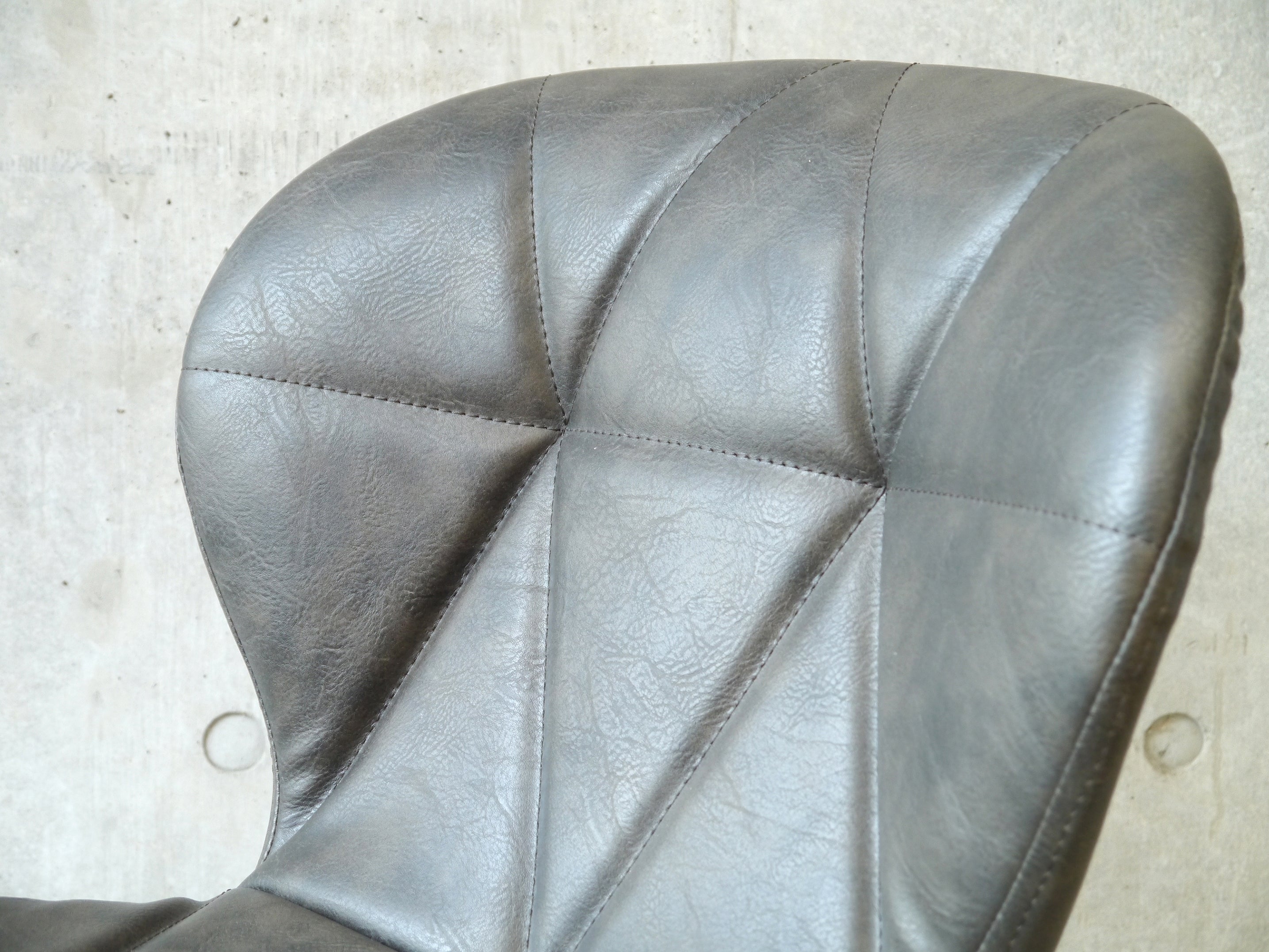 オフィスチェア 幅57×奥行き57×高さ79cm - 【公式】allecore(アレコレ) 家具インテリア・生活雑貨のオンライン通販