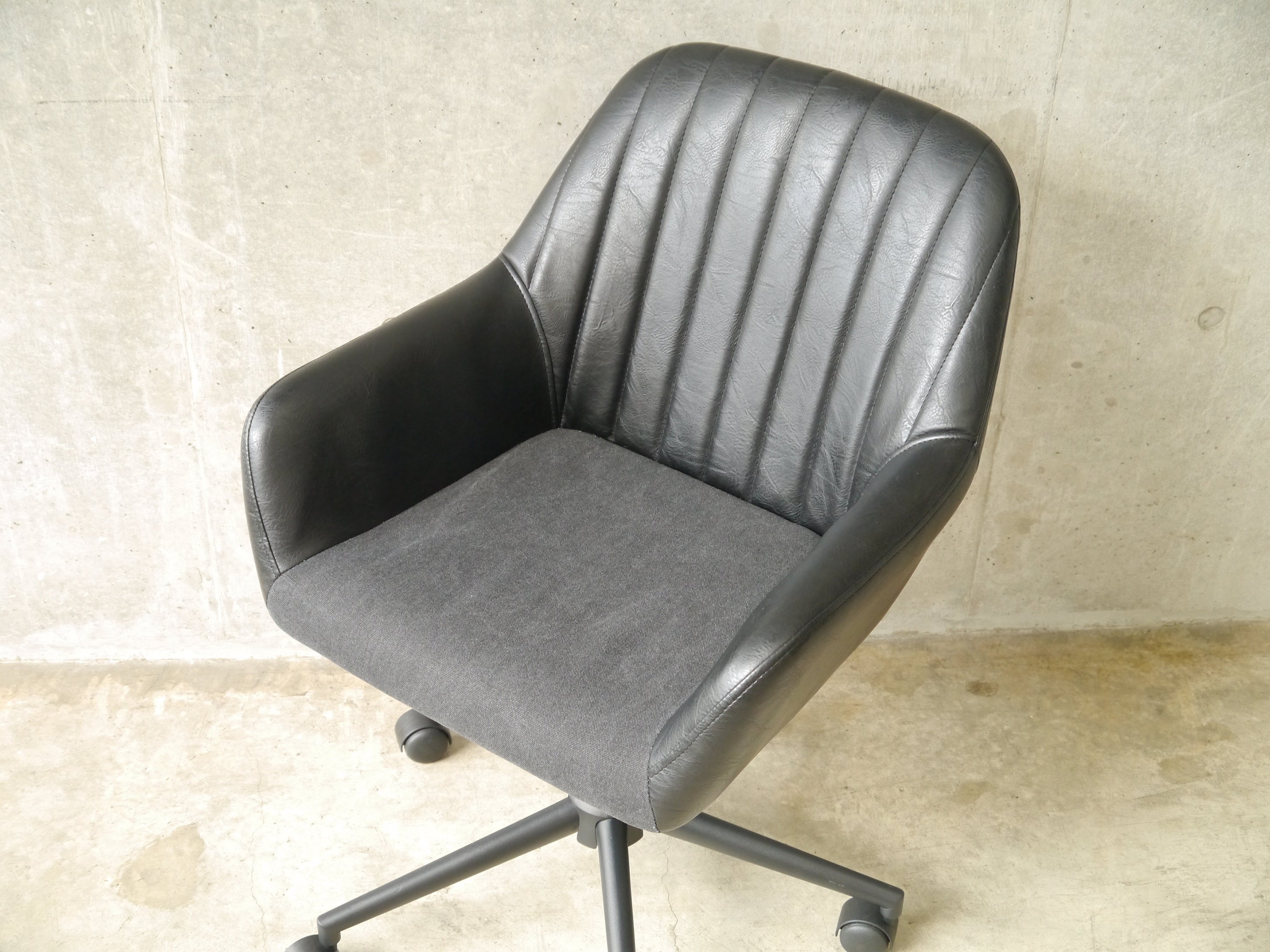 オフィスチェア 幅600mm×奥行654mm×高さ765~845mm×座面高440~520mm - 【公式】allecore(アレコレ) 家具インテリア・生活雑貨のオンライン通販