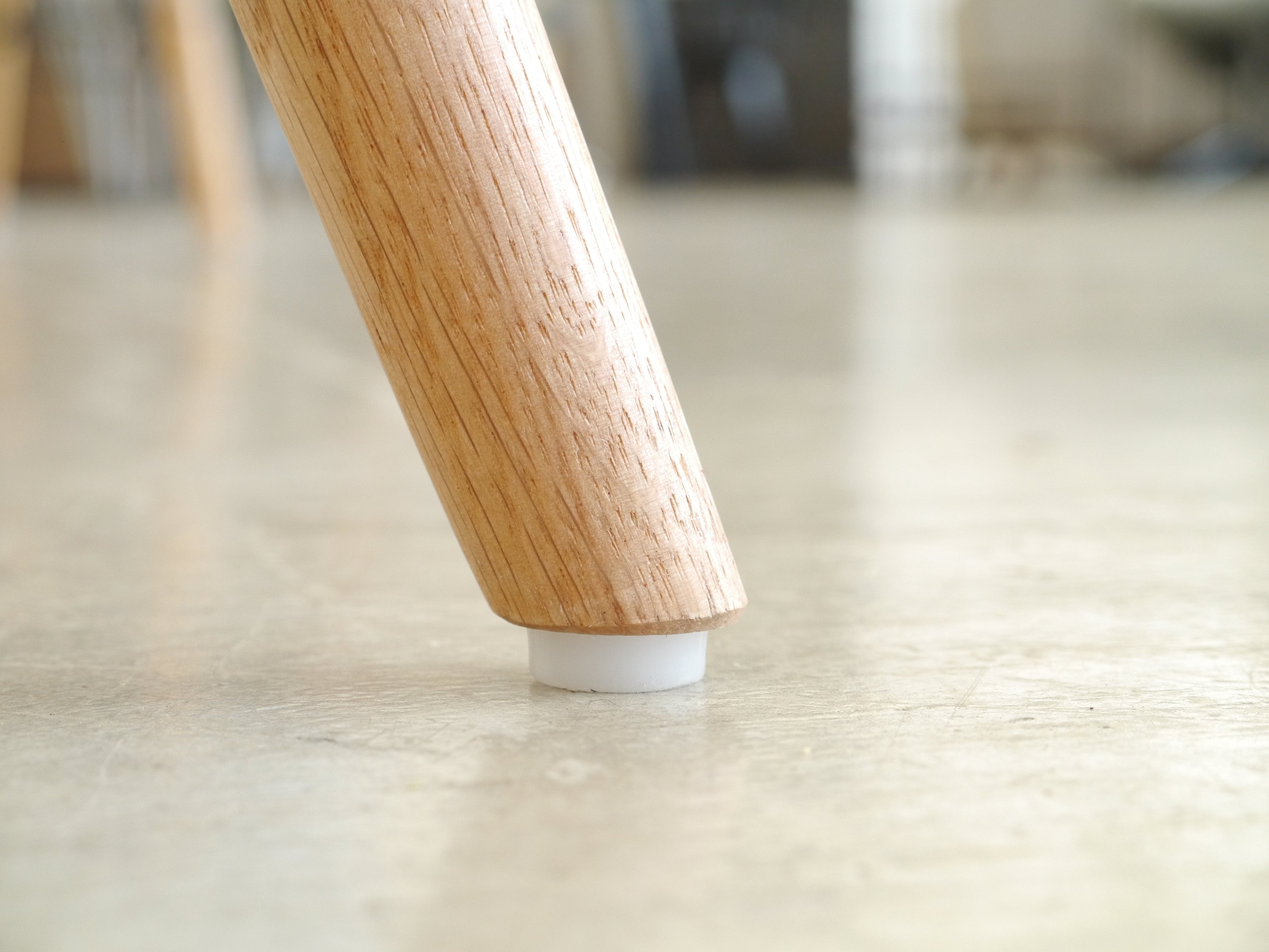 ダイニングチェア 幅50mm×奥行55mm×高さ845mm 座面高470mm