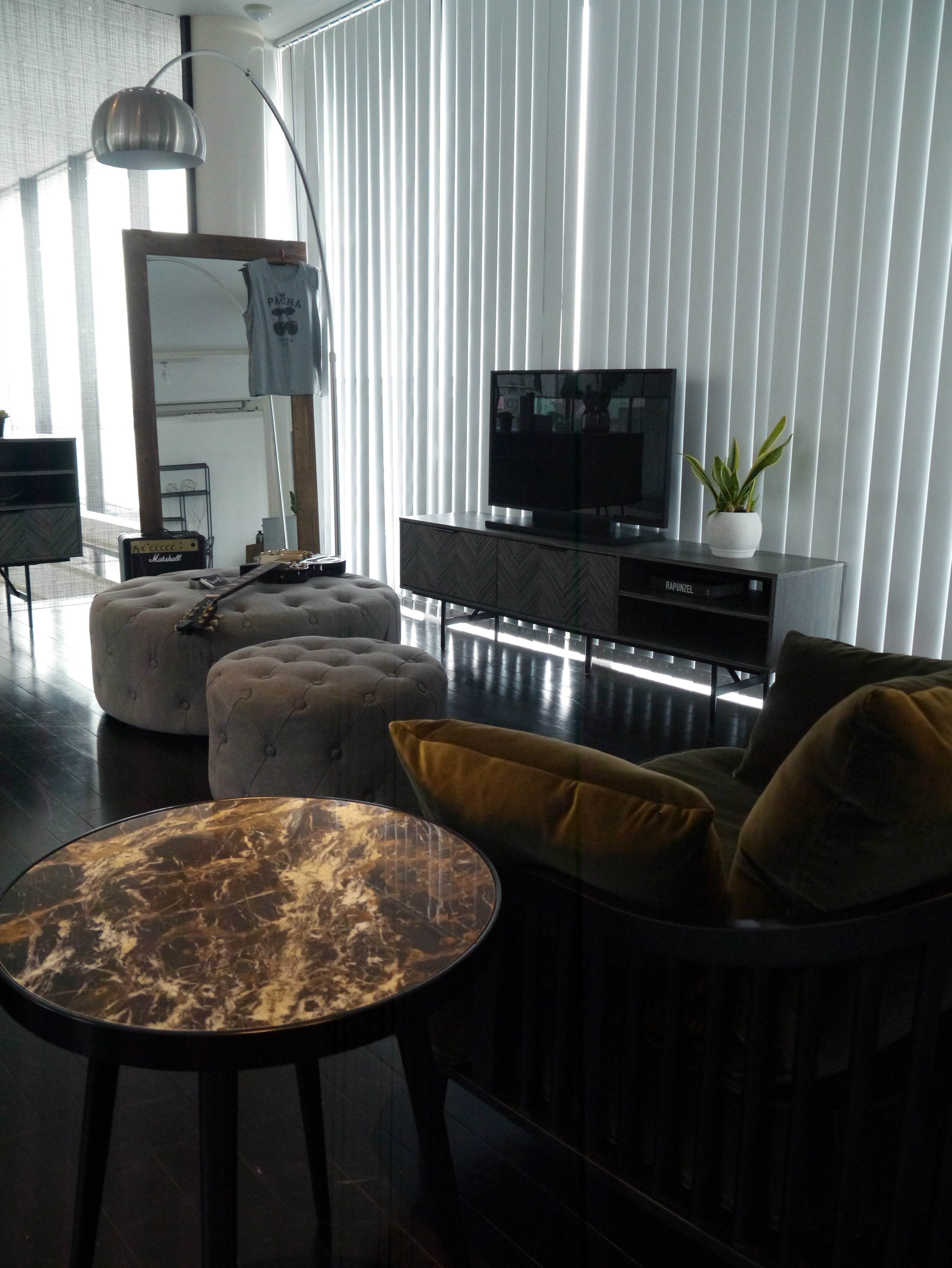 テレビボード 完成品 幅1800mm×奥行400m×高さ545mm