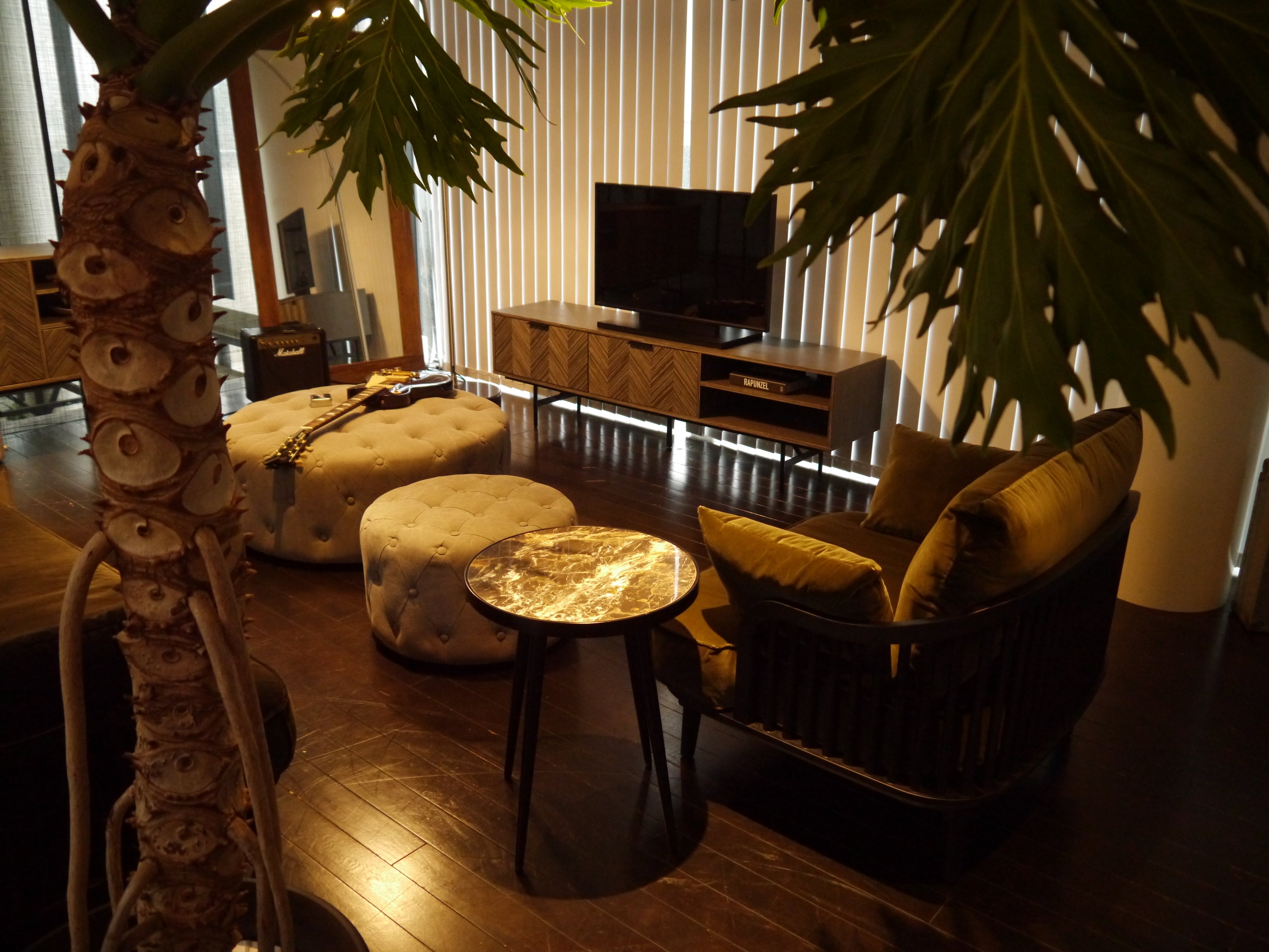 テレビボード 完成品 幅1800mm×奥行400m×高さ545mm