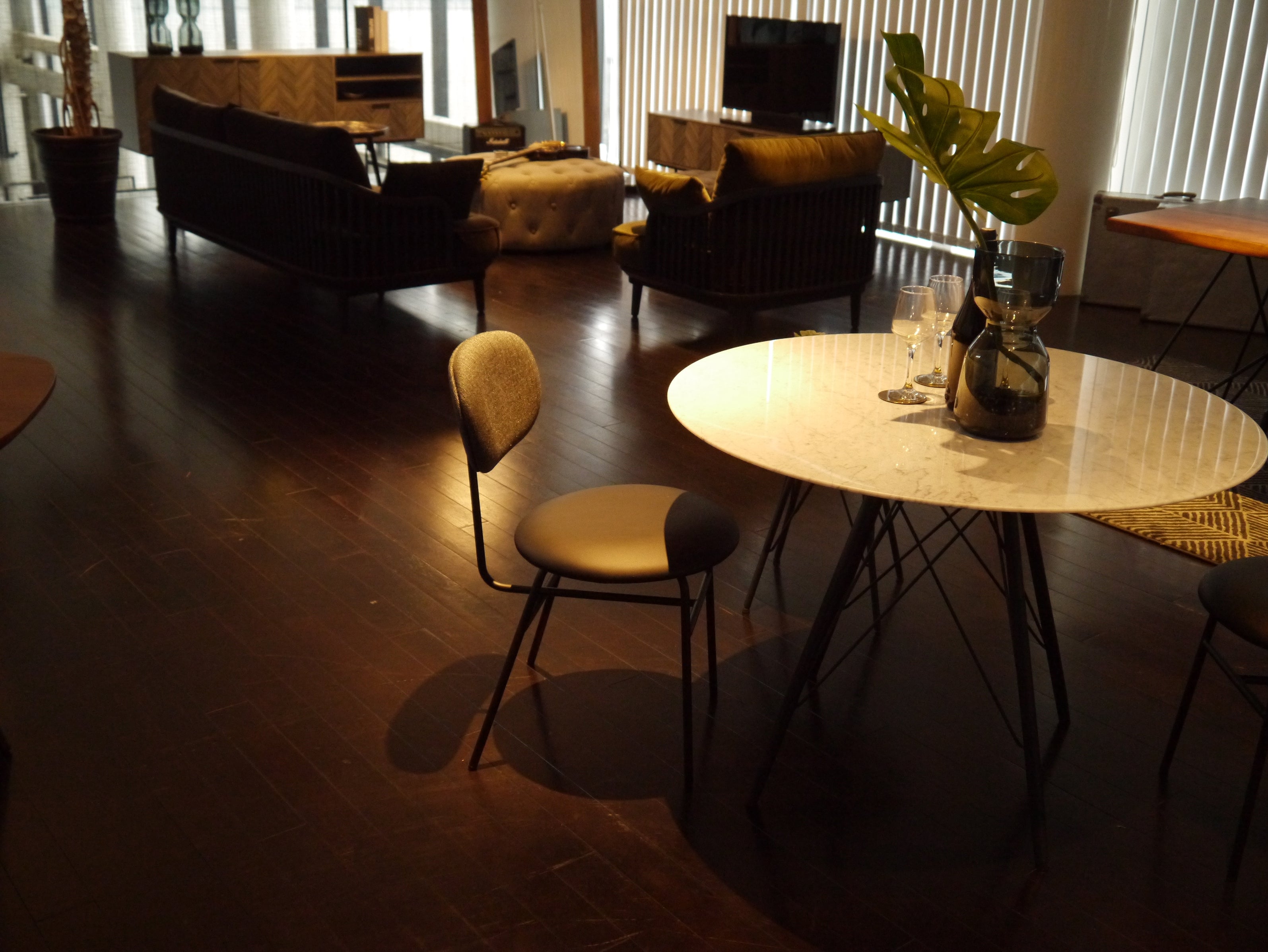 ダイニングチェア 完成品 幅445mm×奥行580mm×高さ750mm×座面高460mm - 【公式】allecore(アレコレ) 家具インテリア・生活雑貨のオンライン通販