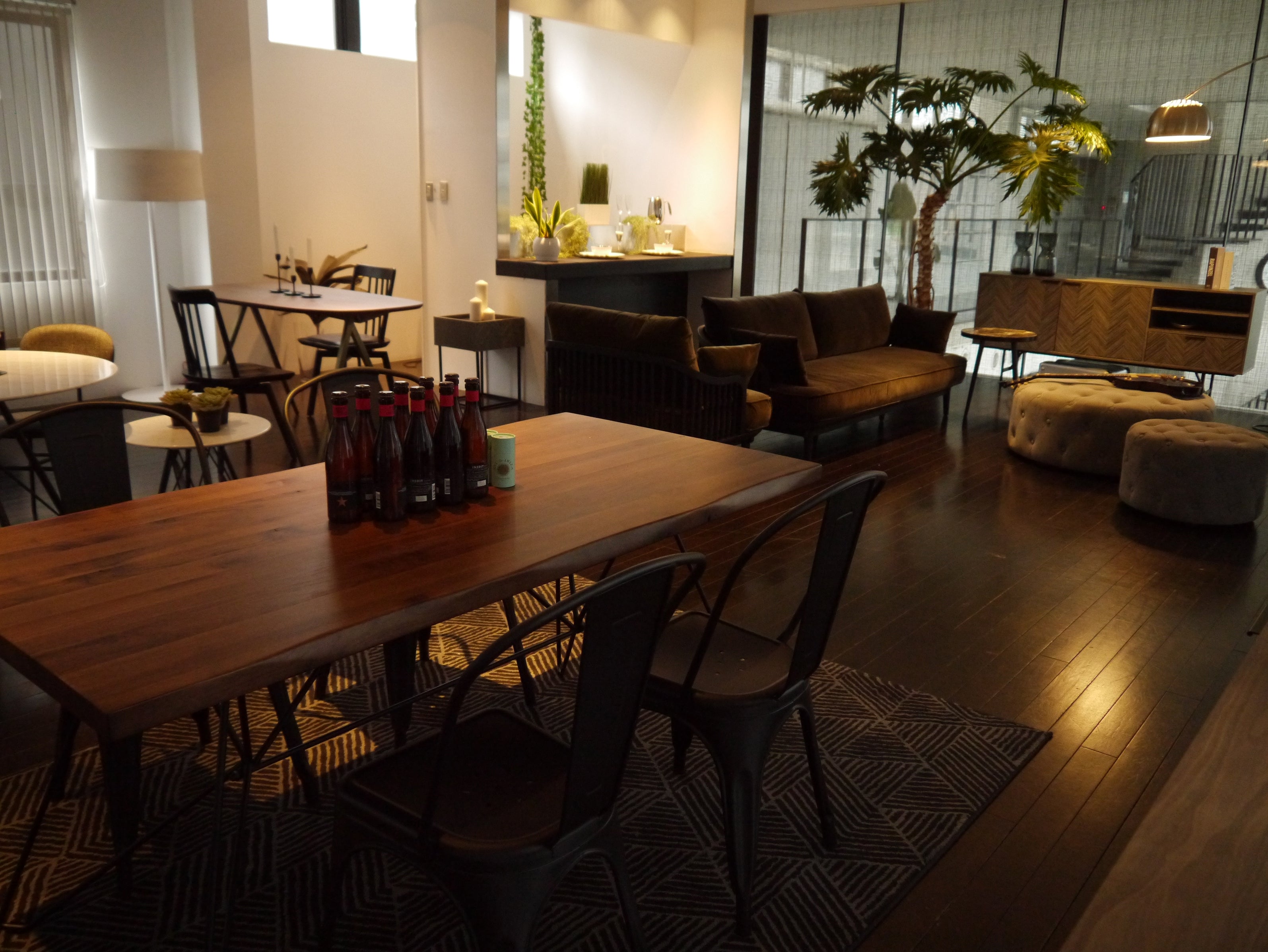 ダイニングテーブル 幅1600mm×奥行800mm×高さ762mm - 【公式】allecore(アレコレ) 家具インテリア・生活雑貨のオンライン通販