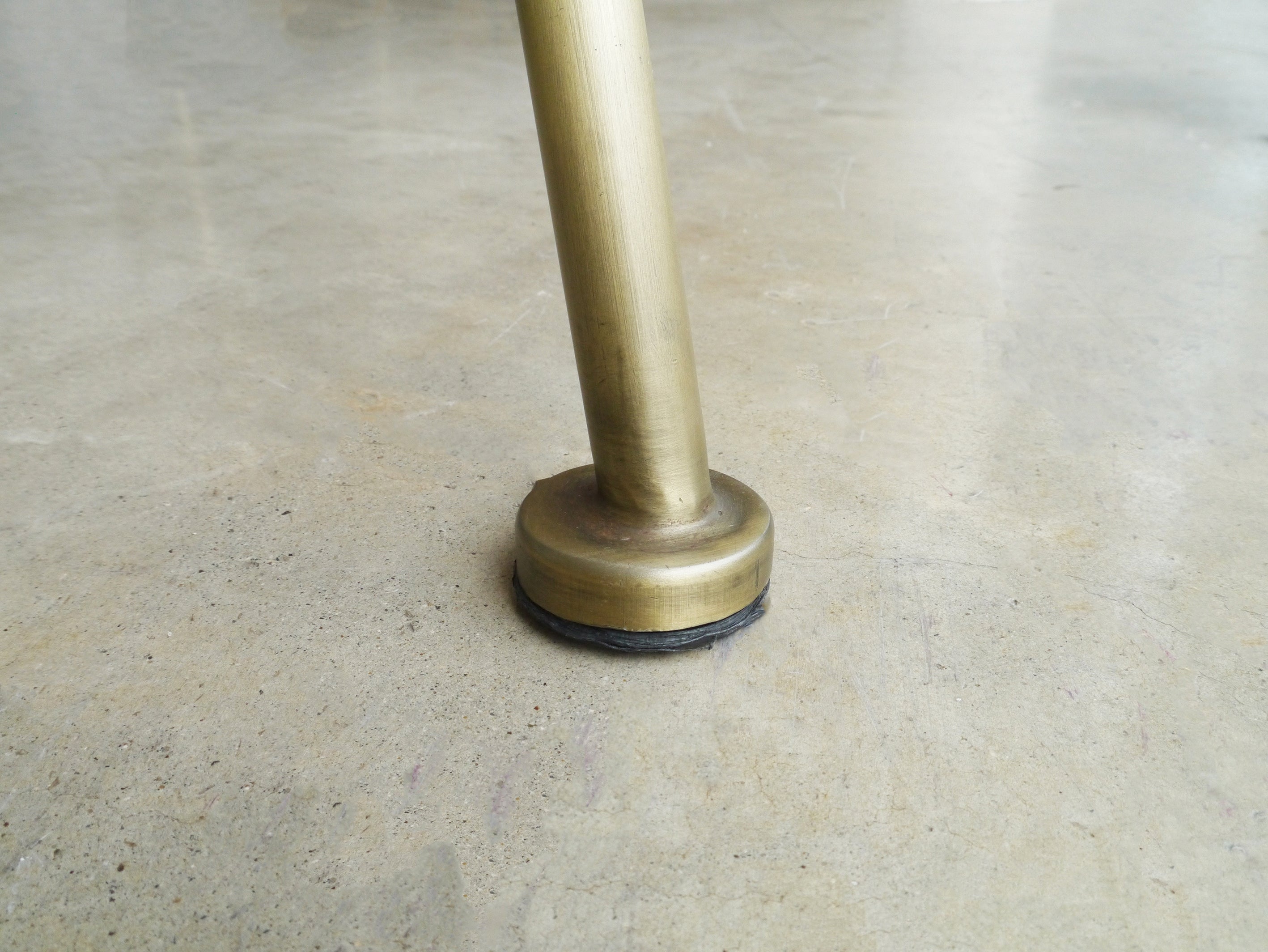 ハイテーブル 幅1500mm×奥行650m×高さ1075mm