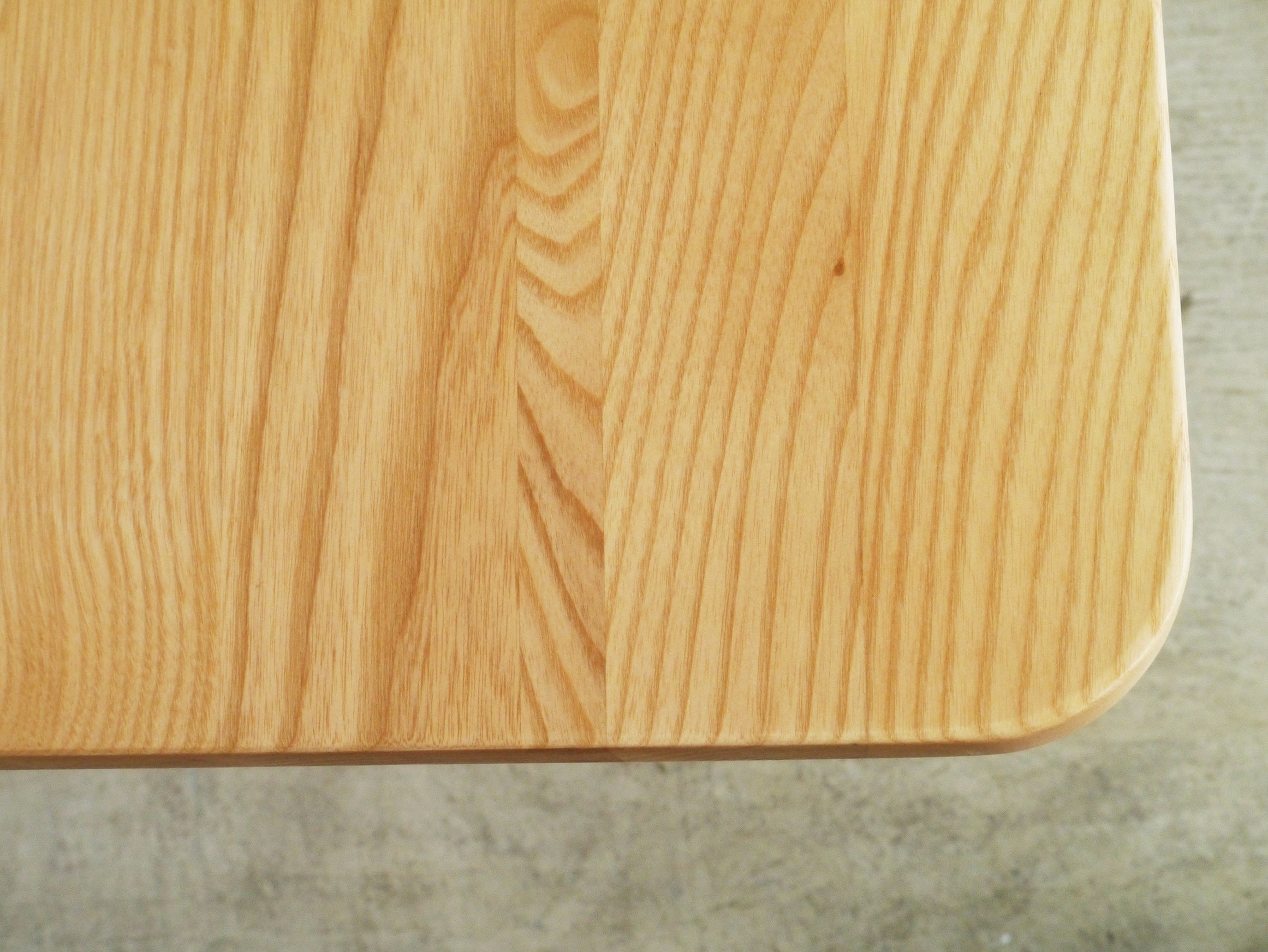 ハイテーブル 幅1500mm×奥行650m×高さ1075mm