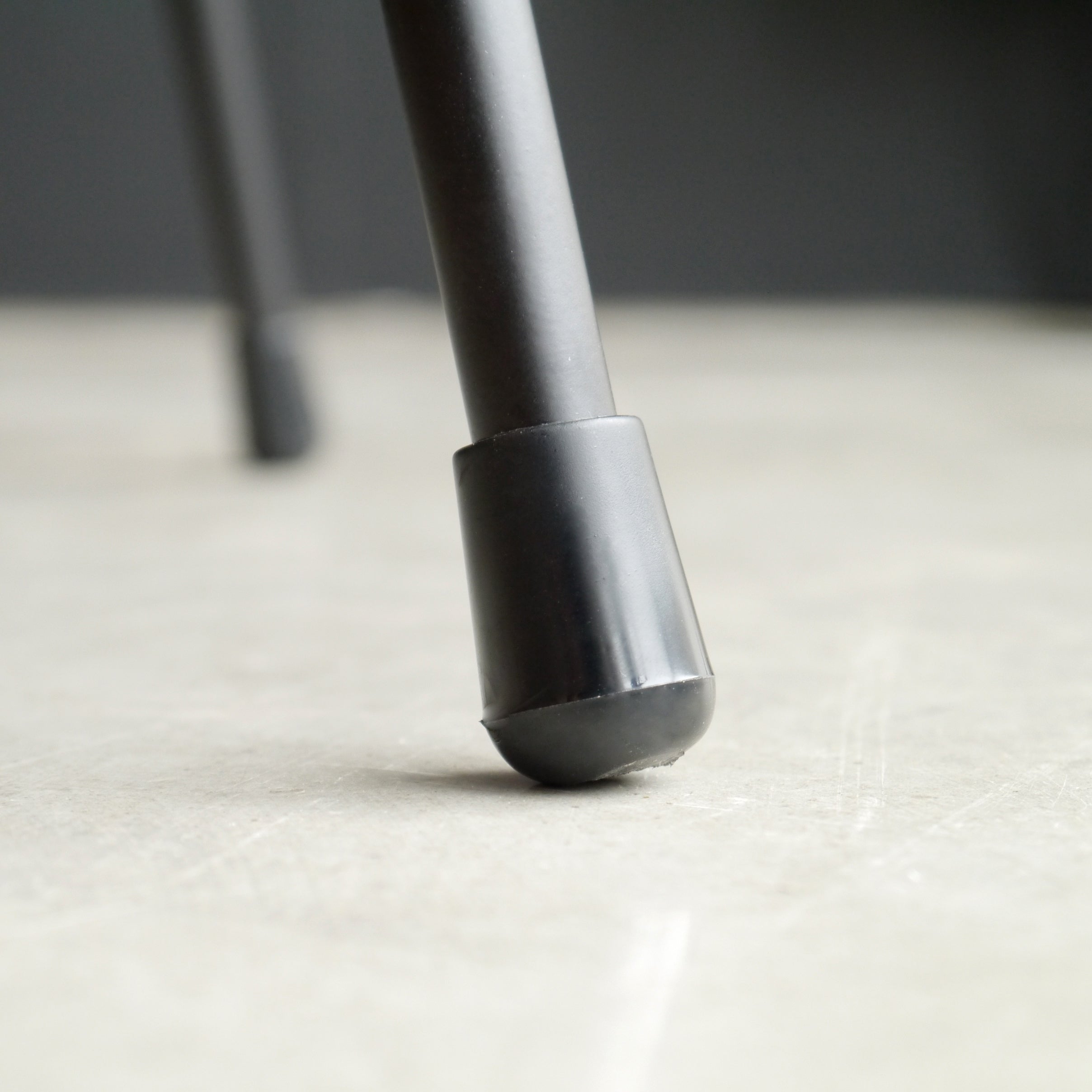 カウンターチェア 幅440mm×奥行490mm×高さ690mm×座面高690mm