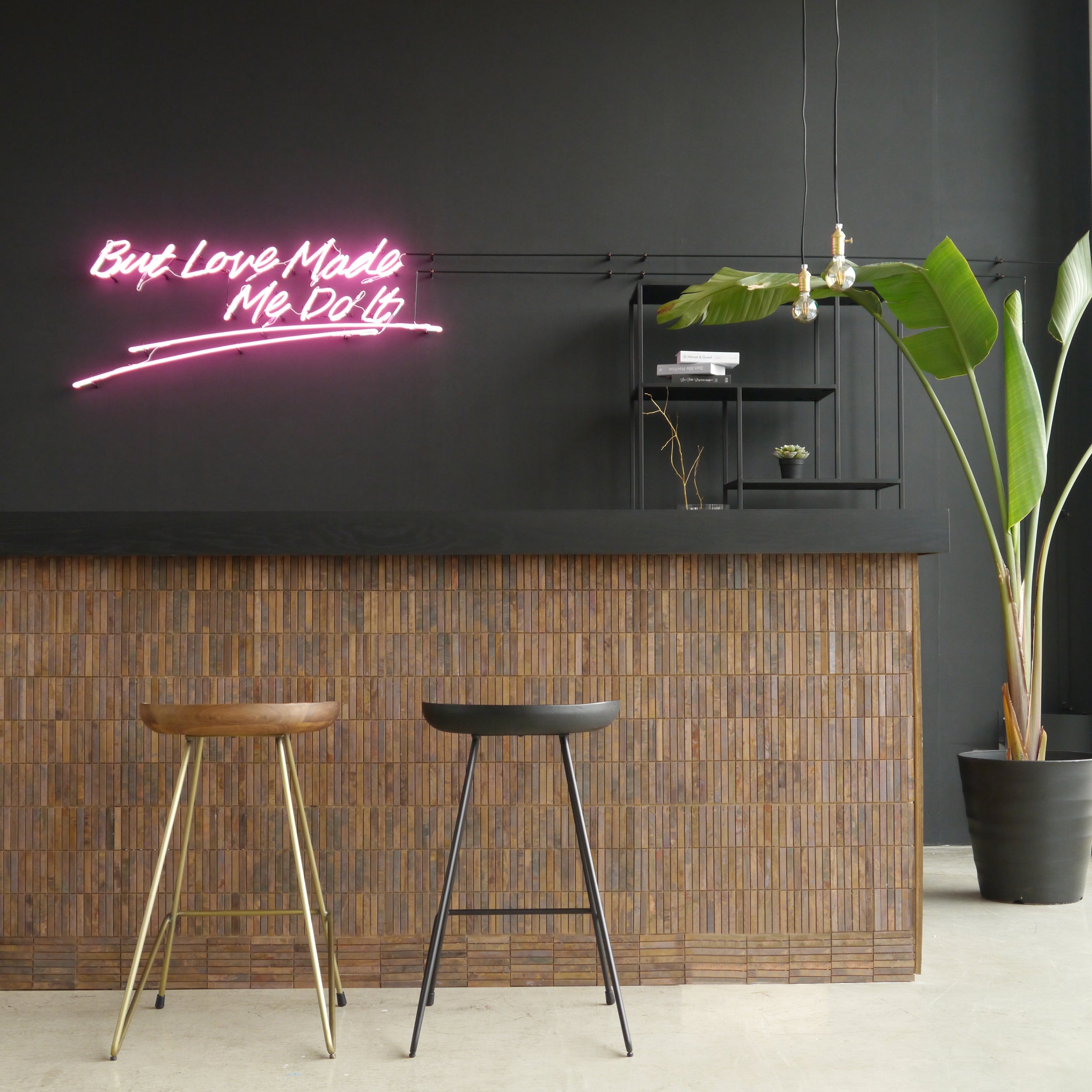 カウンターチェア 幅440mm×奥行490mm×高さ690mm×座面高690mm