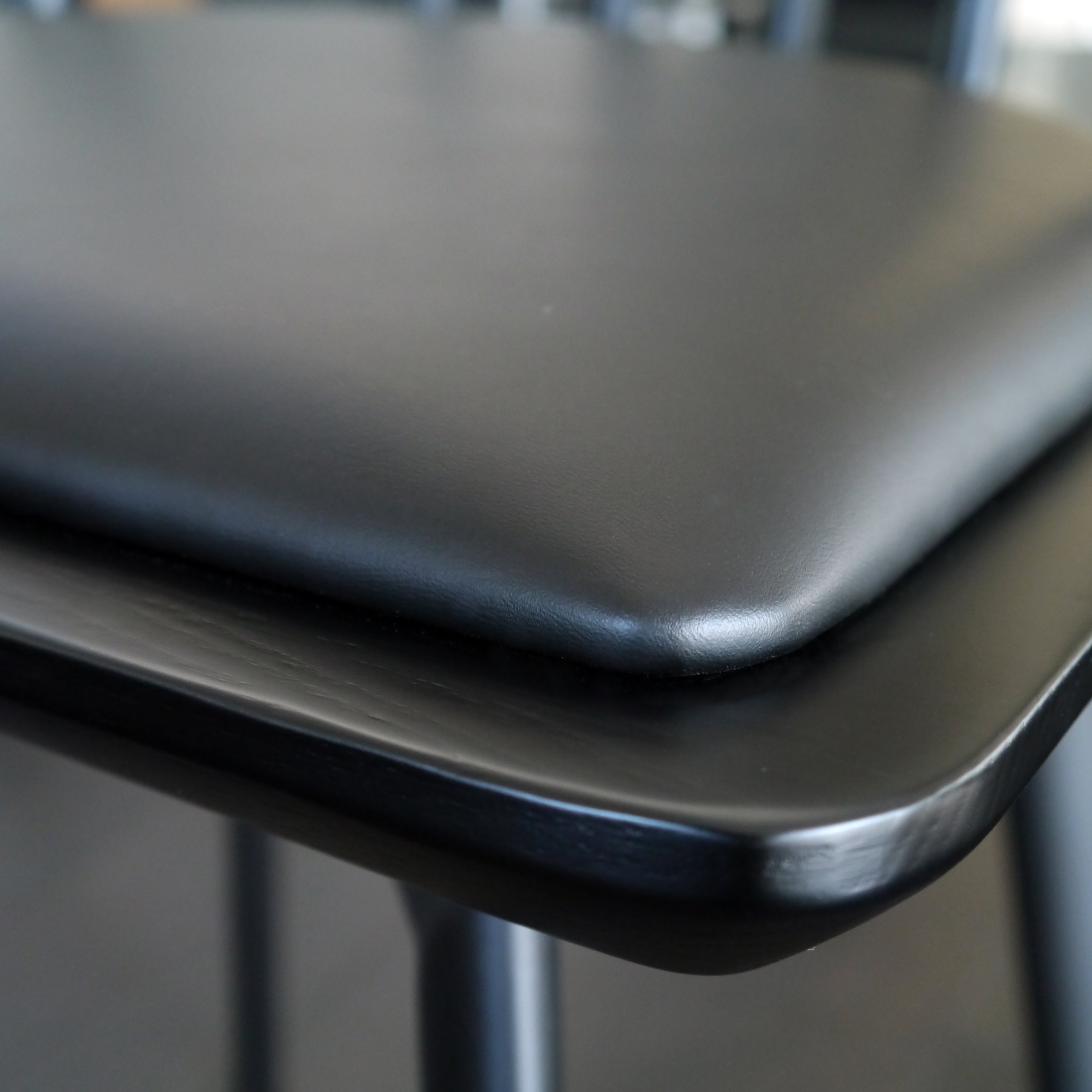 ダイニングチェア 幅440mm×奥行470mm×高さ860mm×座面高460mm - 【公式】allecore(アレコレ) 家具インテリア・生活雑貨のオンライン通販