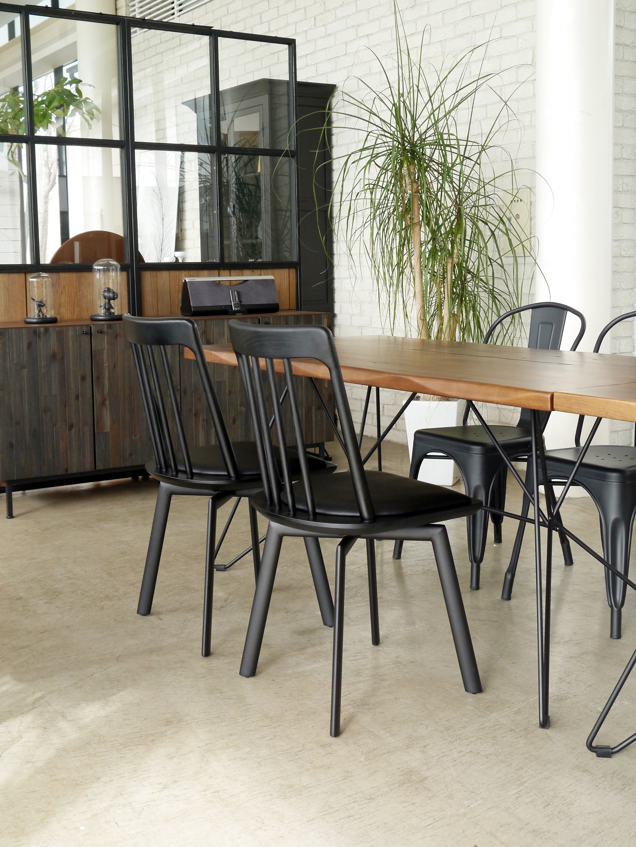 ダイニングチェア 幅440mm×奥行470mm×高さ860mm×座面高460mm - 【公式】allecore(アレコレ) 家具インテリア・生活雑貨のオンライン通販