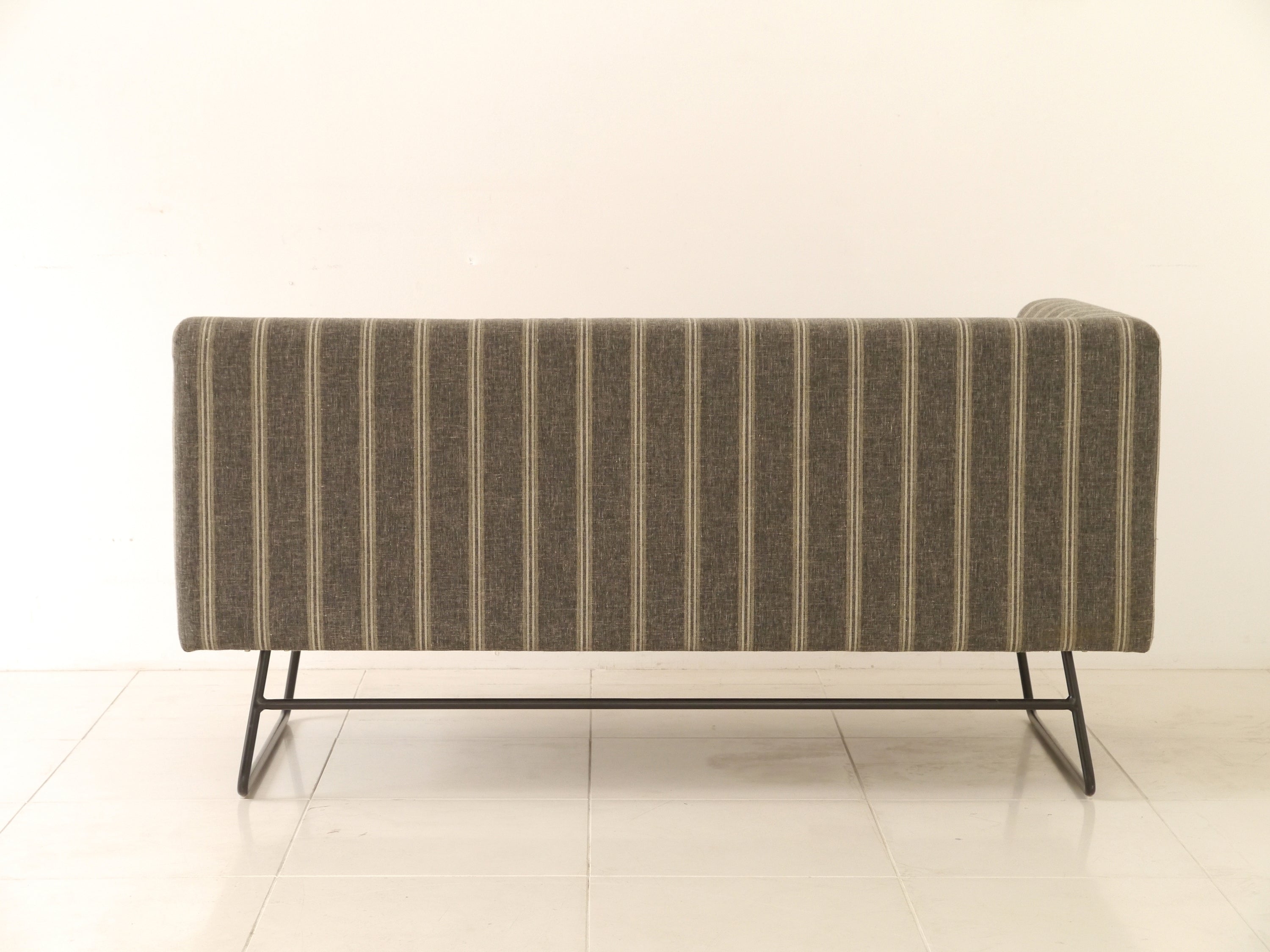 カウチソファ 幅1400mm×奥行640mm×高さ700mm×座面高410mm - 【公式】allecore(アレコレ) 家具インテリア・生活雑貨のオンライン通販