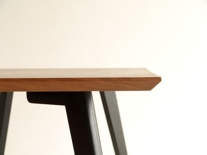 ダイニングテーブル 幅1500mm×奥行800mm×高さ725mm