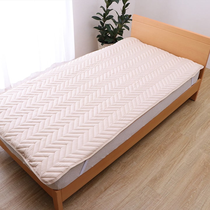 【新商品】寝具 オールシーズン 快適睡眠 ベッドパッド 洗える 帝人 マイティトップ2 防ダニ 抗菌防臭 洗濯機OK 四隅ゴムバンド付き ズレにくい ダブル 140×200cm 送料無料